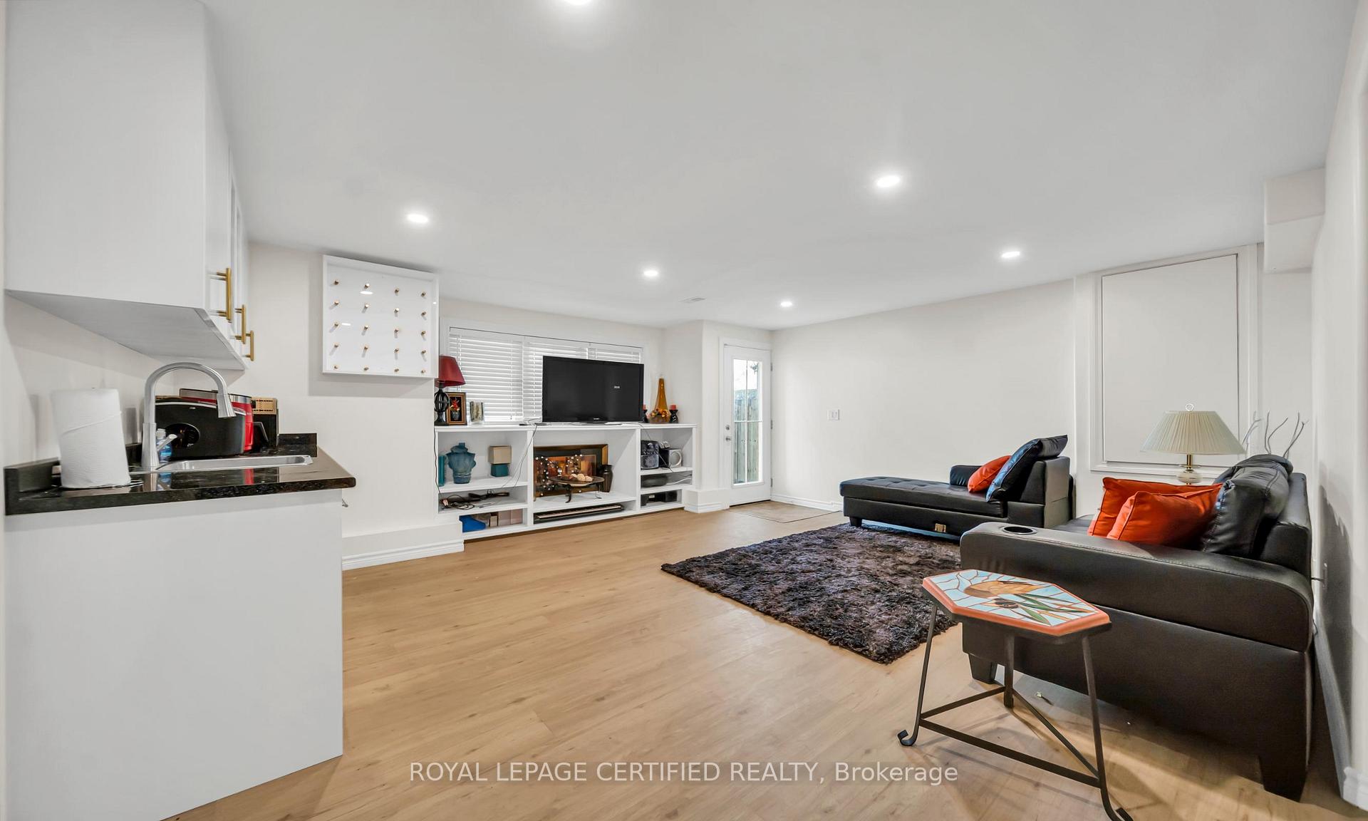 Photo 39 of 358 Pringle Avenue, Milton, Scott — HOMEH