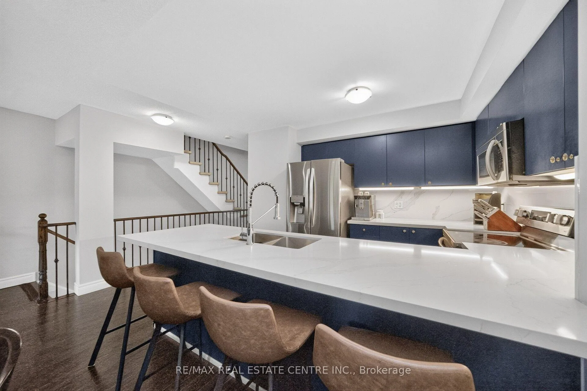 Photo 15 of Unit 6, 3335 Thomas Street E, Mississauga, Churchill Meadows — HOMEH