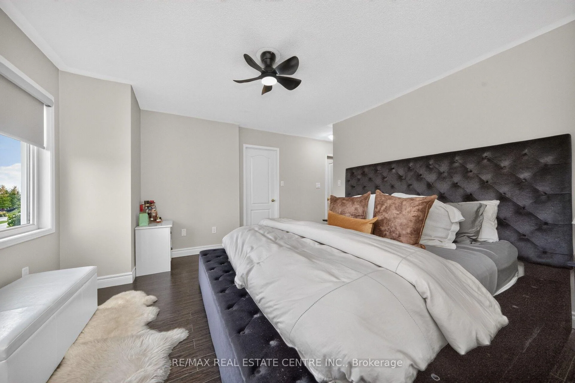 Photo 24 of Unit 6, 3335 Thomas Street E, Mississauga, Churchill Meadows — HOMEH