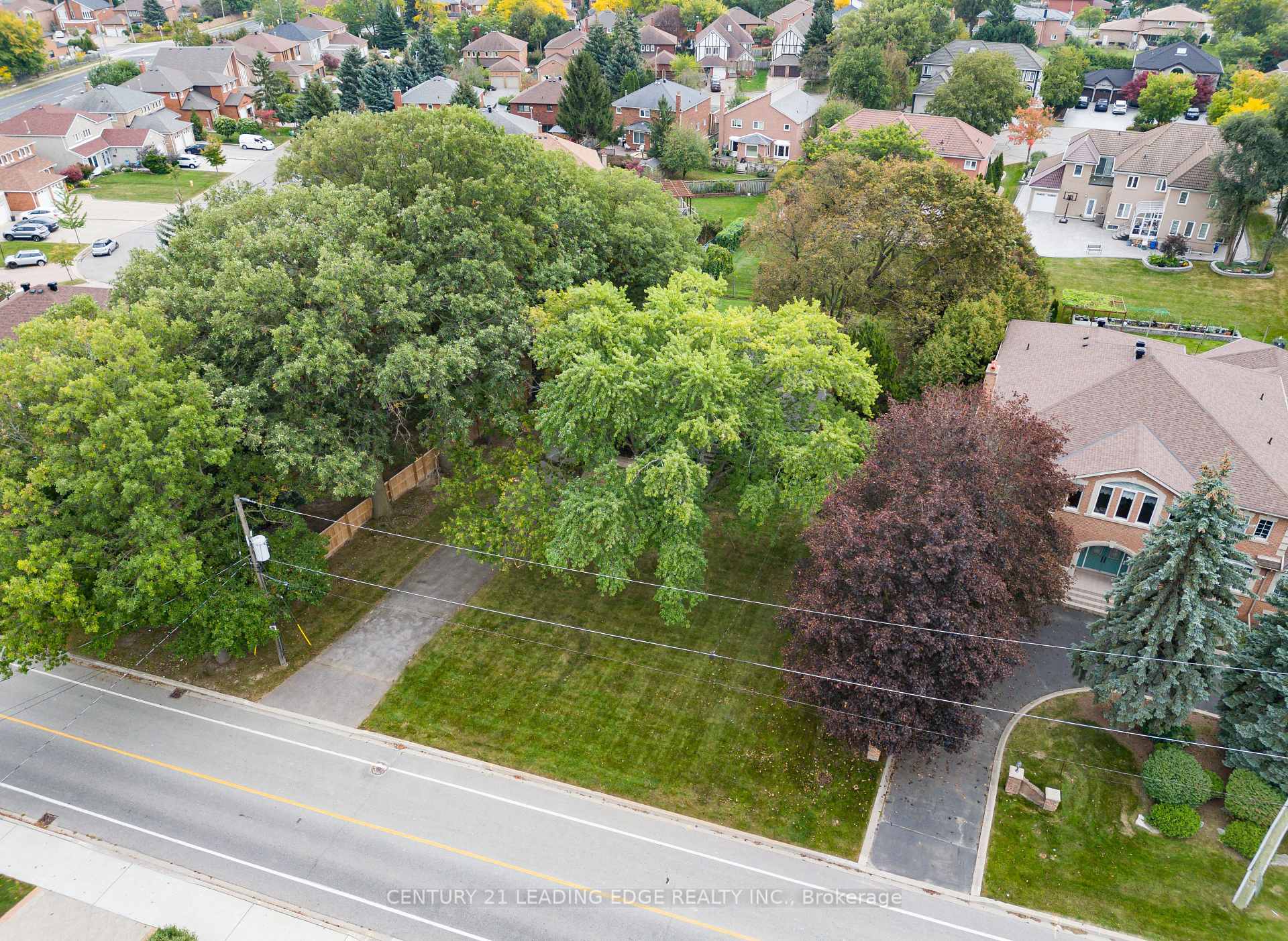 Photo 16 of 93 Lee Avenue, Markham, Milliken Mills East — HOMEH