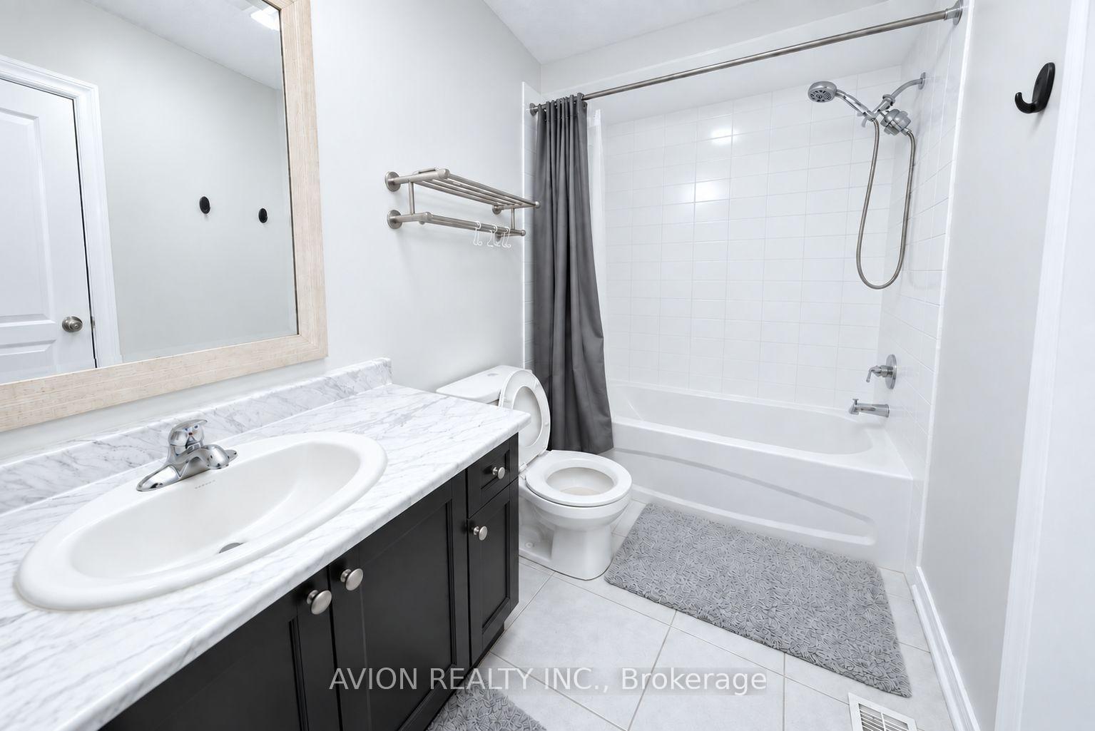 Photo 11 of 63 Forsyth Crescent N, Barrie, West Bayfield — HOMEH