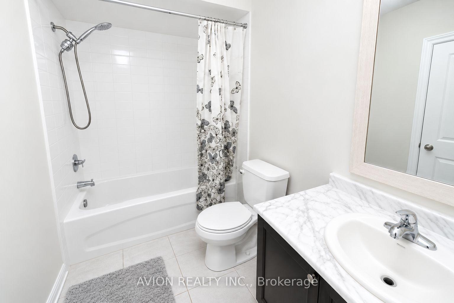 Photo 13 of 63 Forsyth Crescent N, Barrie, West Bayfield — HOMEH