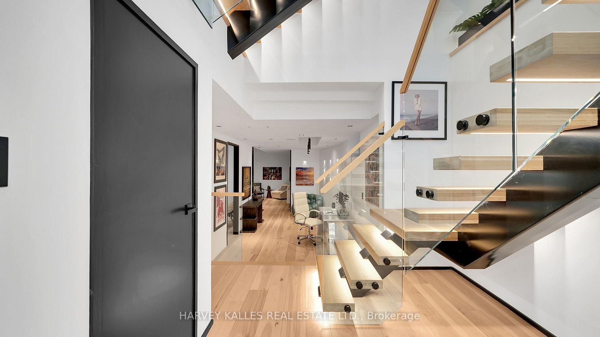 Photo 24 of 4 Douglas Crescent, Toronto, Leaside — HOMEH
