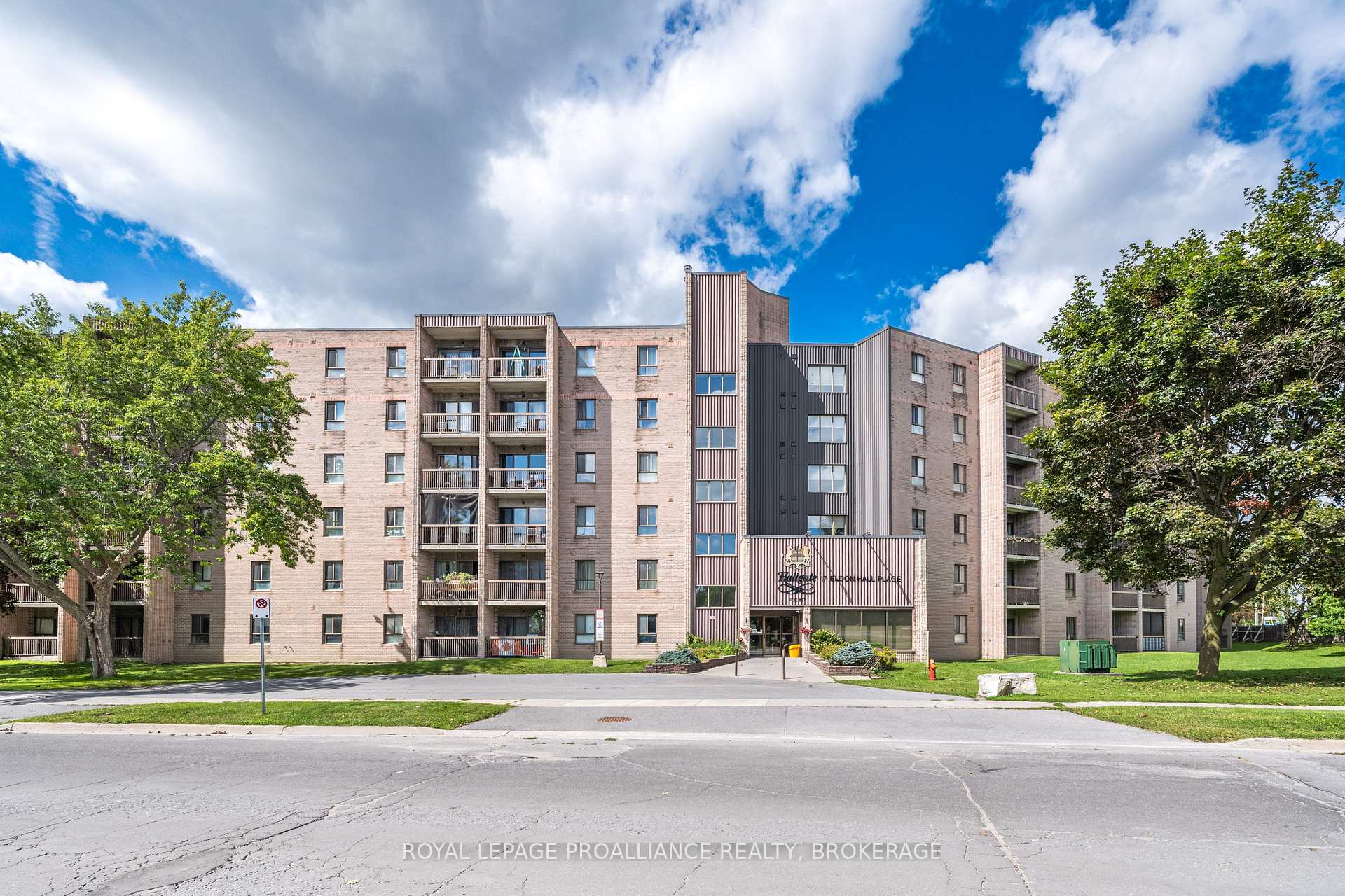 Photo of Unit 112, 17 Eldon Hall Place