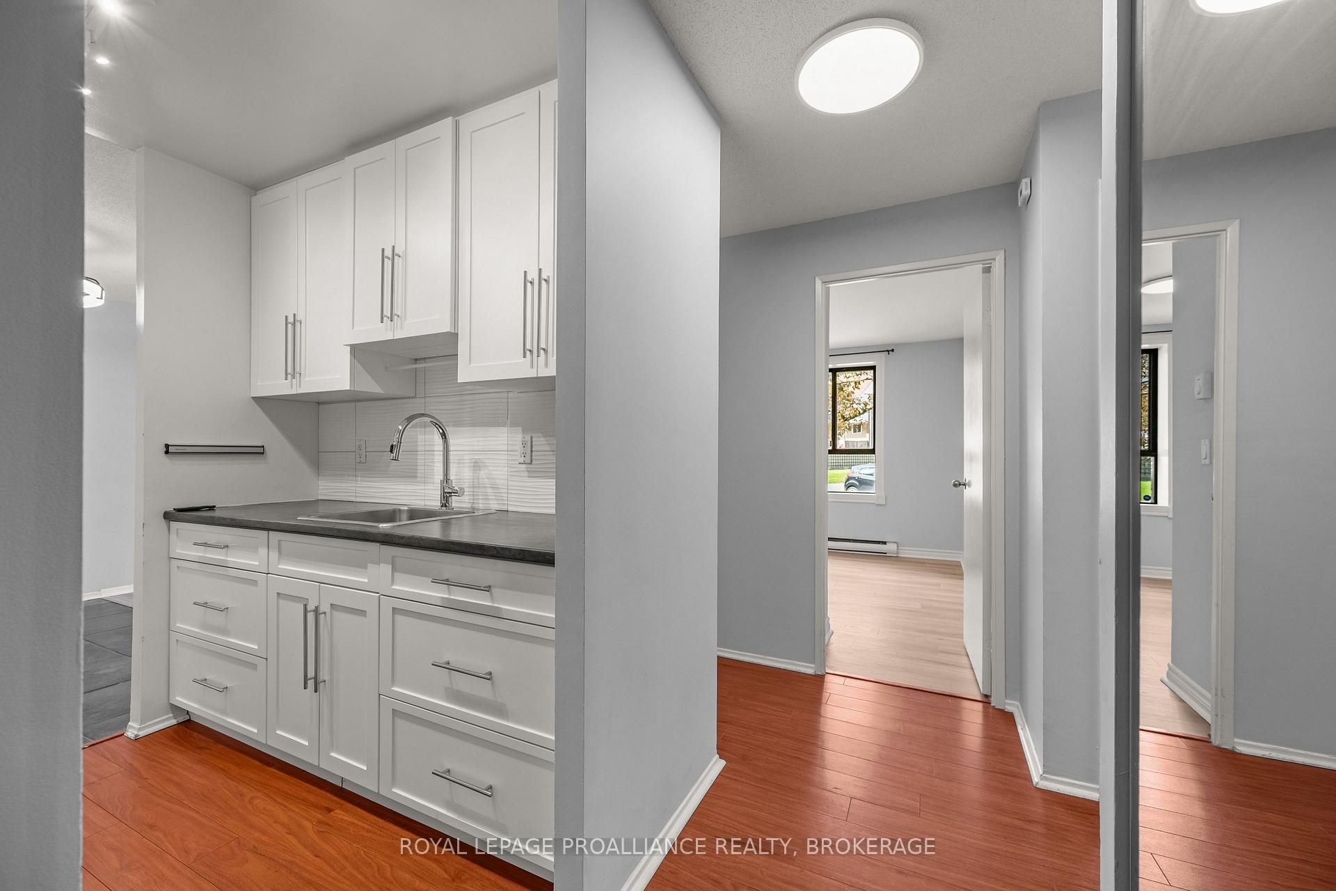 Photo 5 of Unit 112, 17 Eldon Hall Place, Kingston, Central City West — HOMEH