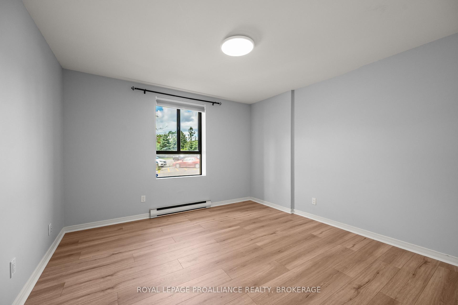 Photo 17 of Unit 112, 17 Eldon Hall Place, Kingston, Central City West — HOMEH
