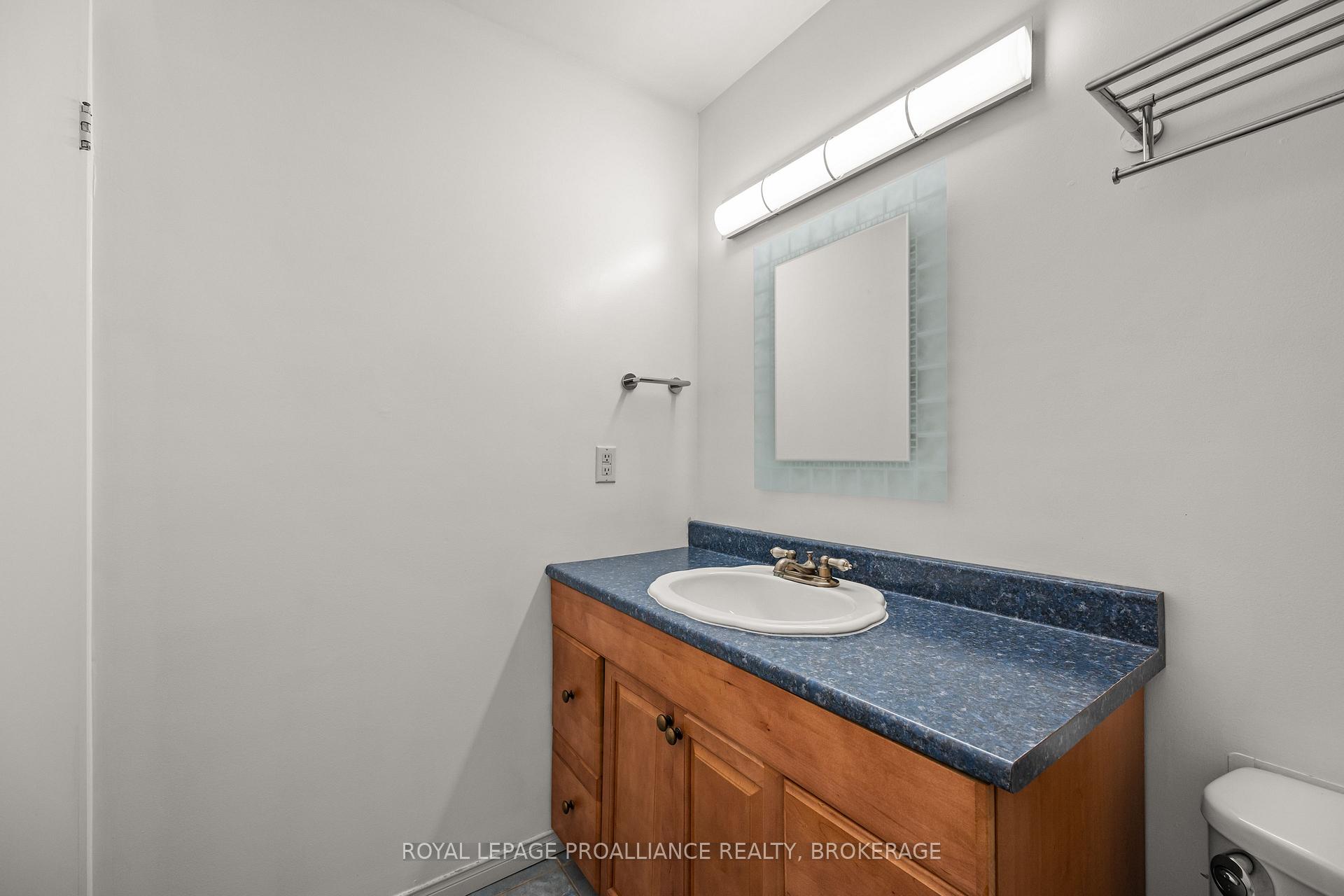 Photo 22 of Unit 112, 17 Eldon Hall Place, Kingston, Central City West — HOMEH