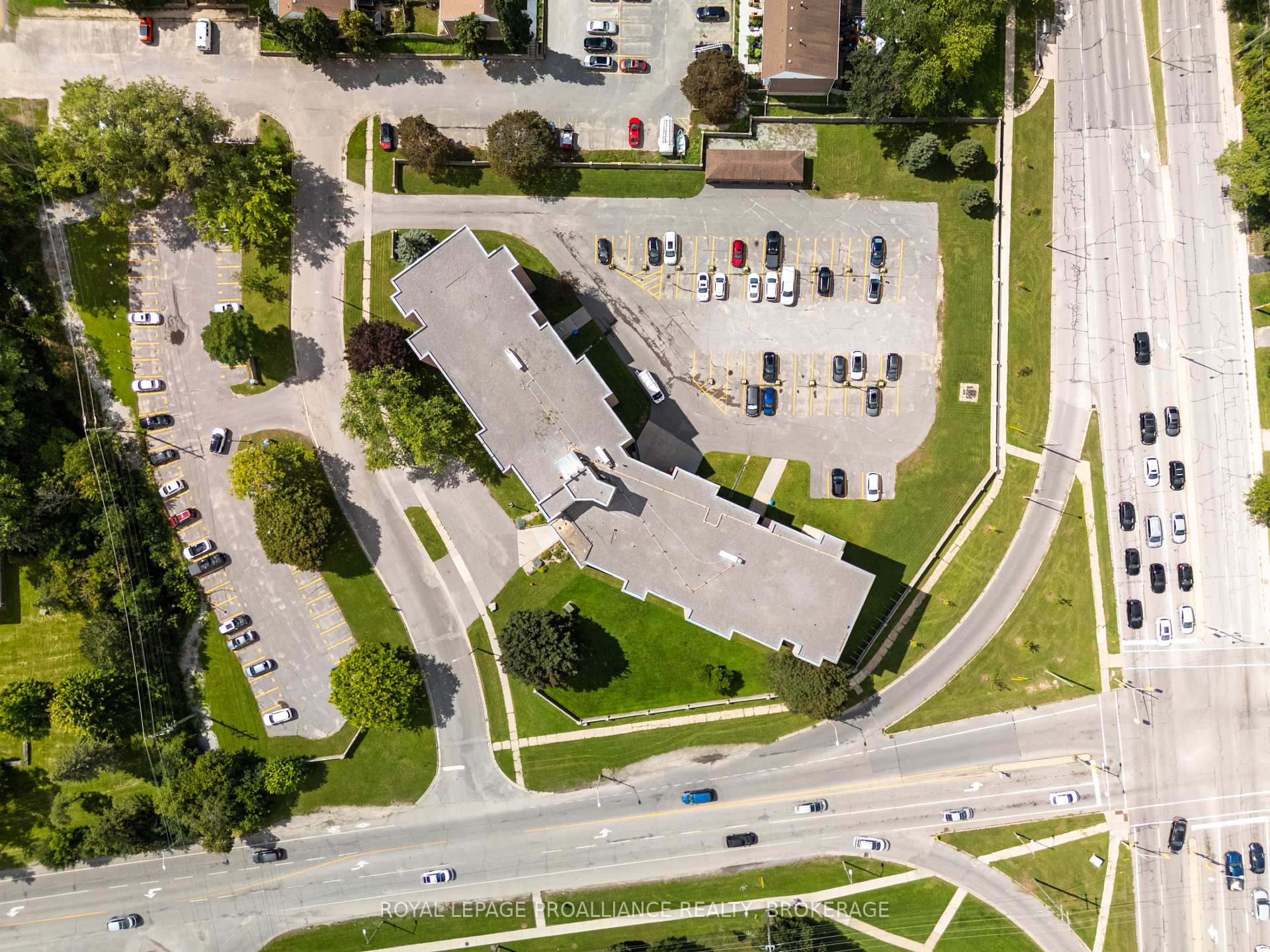 Photo 30 of Unit 112, 17 Eldon Hall Place, Kingston, Central City West — HOMEH