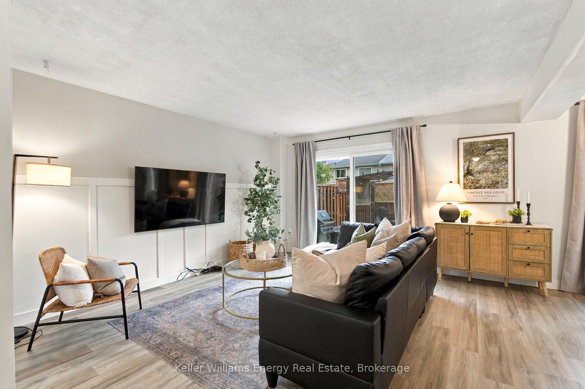 Photo 12 of Unit 61, 155 Glovers Road, Oshawa, Samac — HOMEH