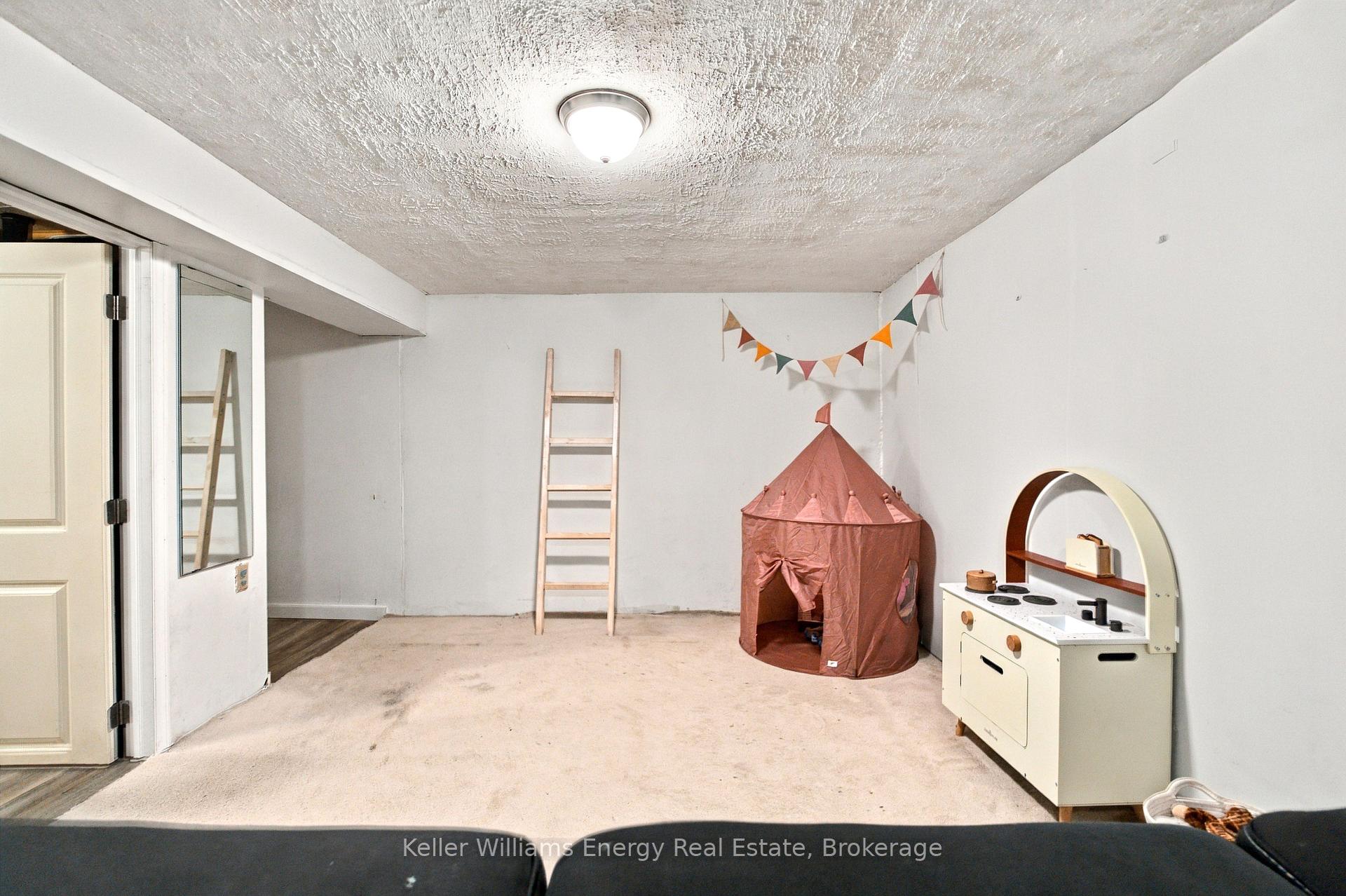 Photo 35 of Unit 61, 155 Glovers Road, Oshawa, Samac — HOMEH