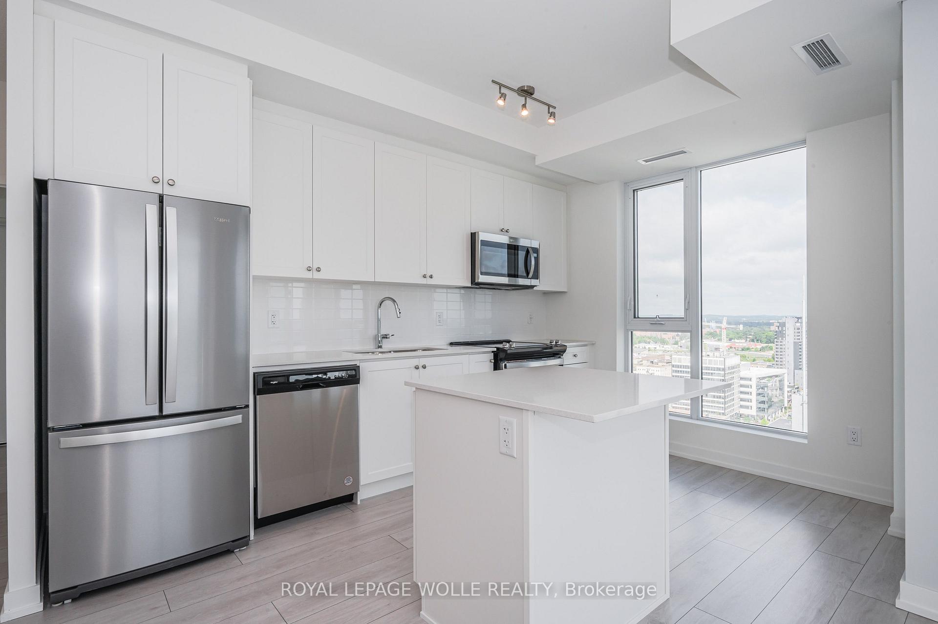 Photo 7 of Unit 2102, 55 Duke Street W, Kitchener, City Commercial Core — HOMEH
