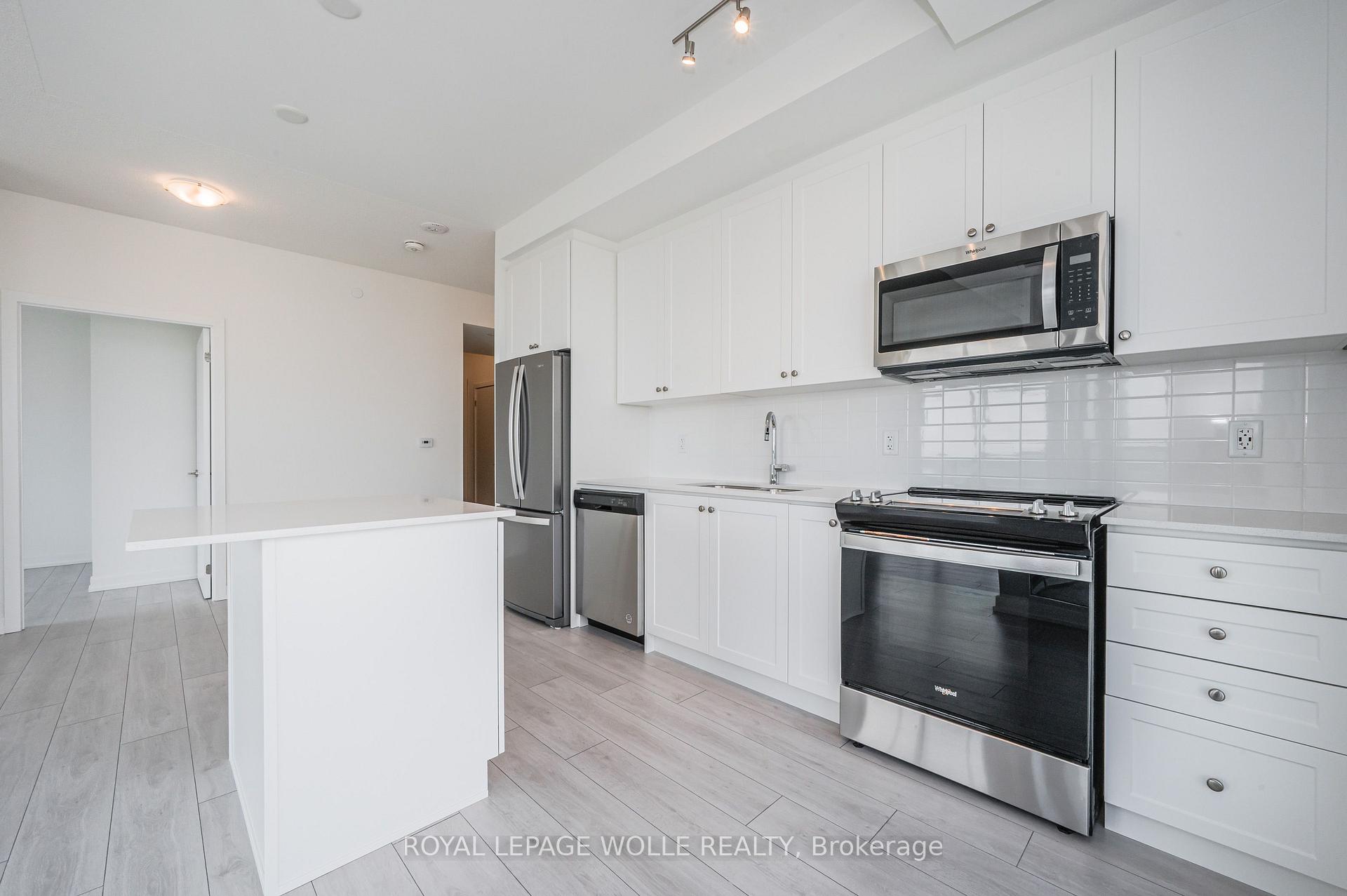 Photo 10 of Unit 2102, 55 Duke Street W, Kitchener, City Commercial Core — HOMEH