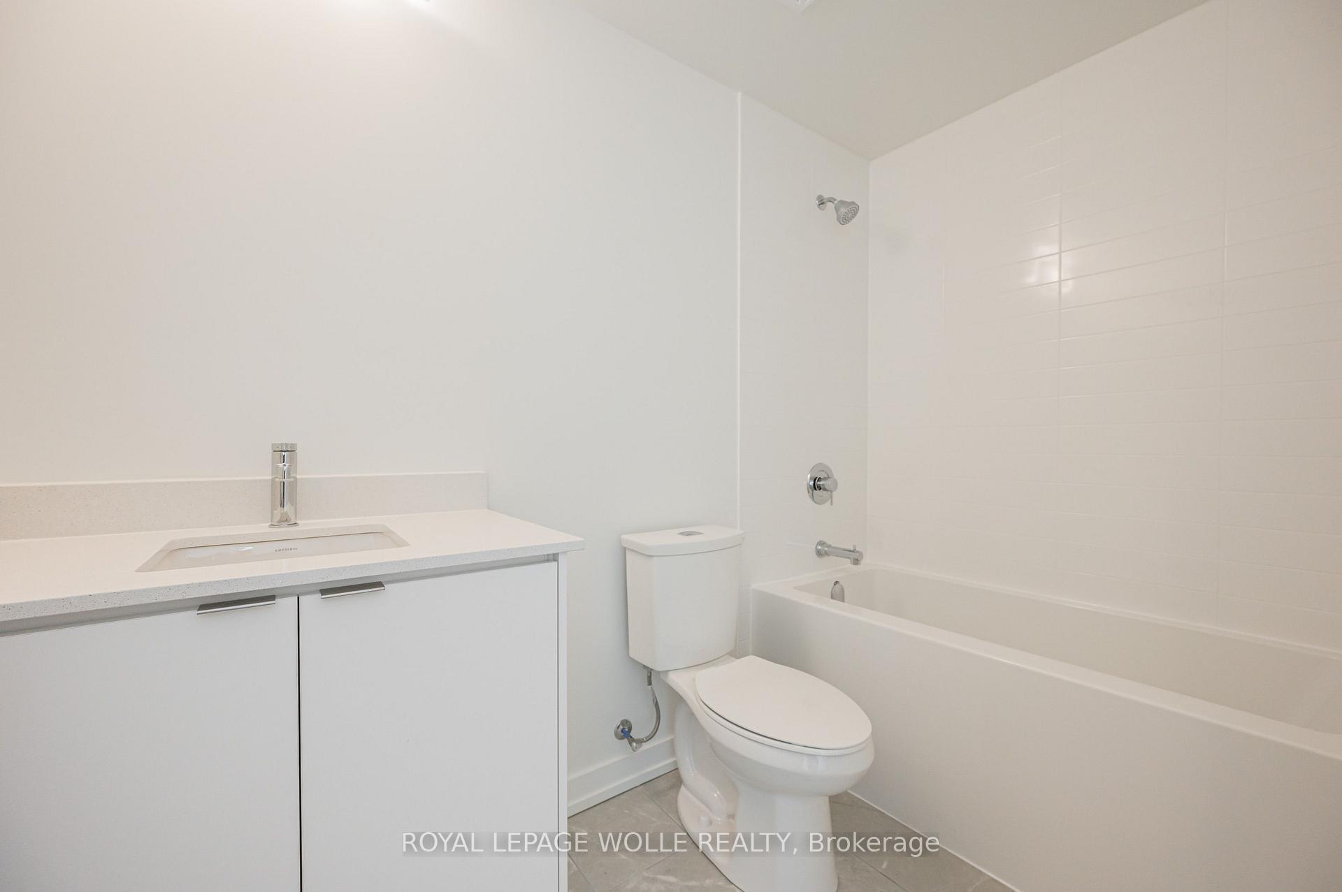 Photo 17 of Unit 2102, 55 Duke Street W, Kitchener, City Commercial Core — HOMEH