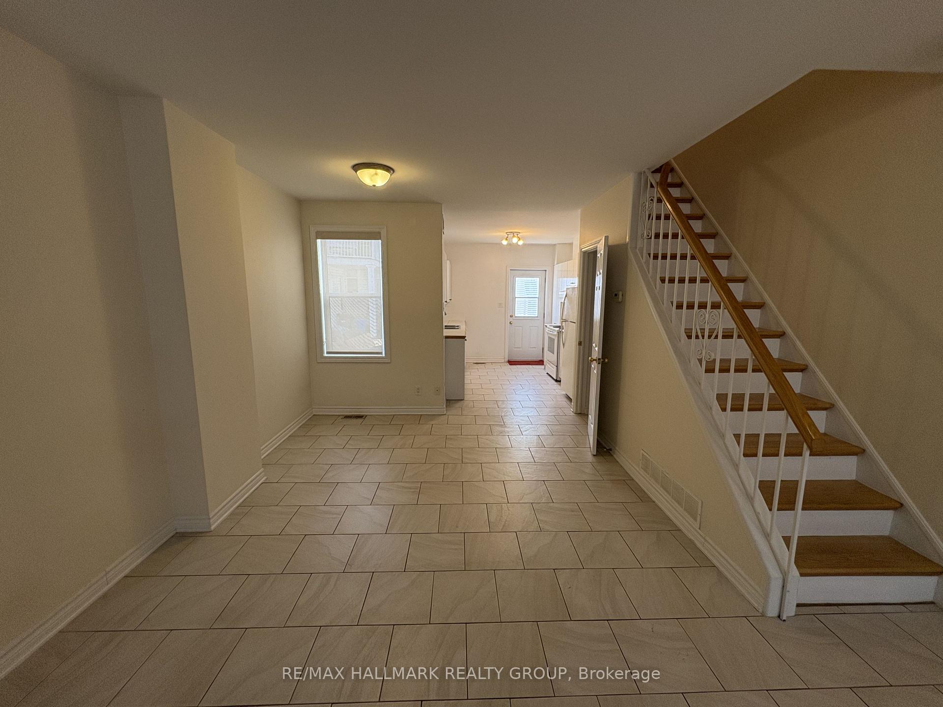 Photo 3 of 230 Cumberland Street, Ottawa, Lower Town/Byward Market — HOMEH
