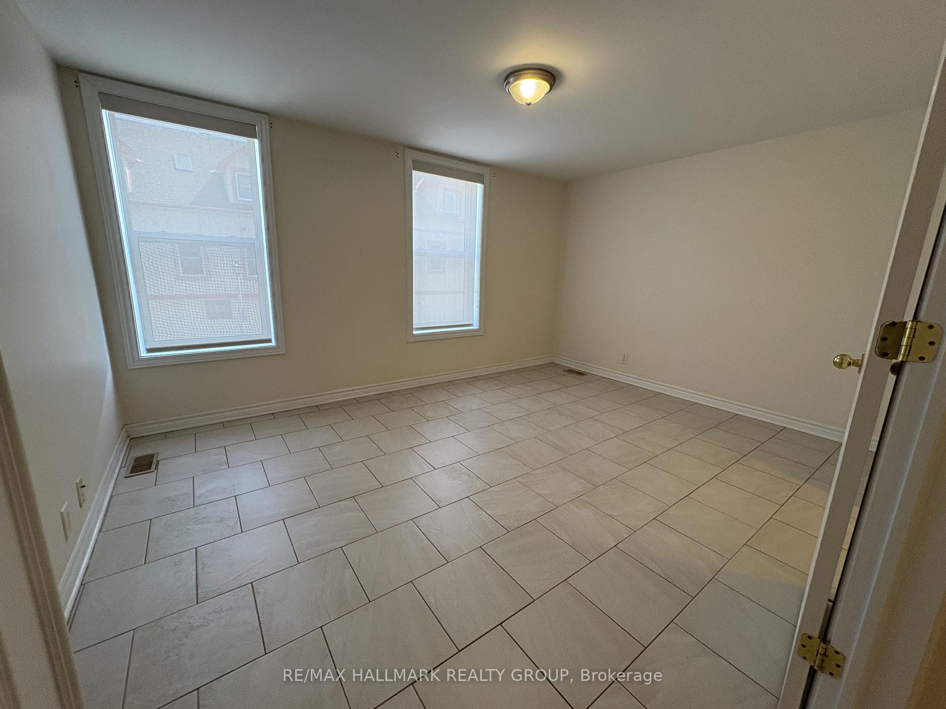 Photo 7 of 230 Cumberland Street, Ottawa, Lower Town/Byward Market — HOMEH