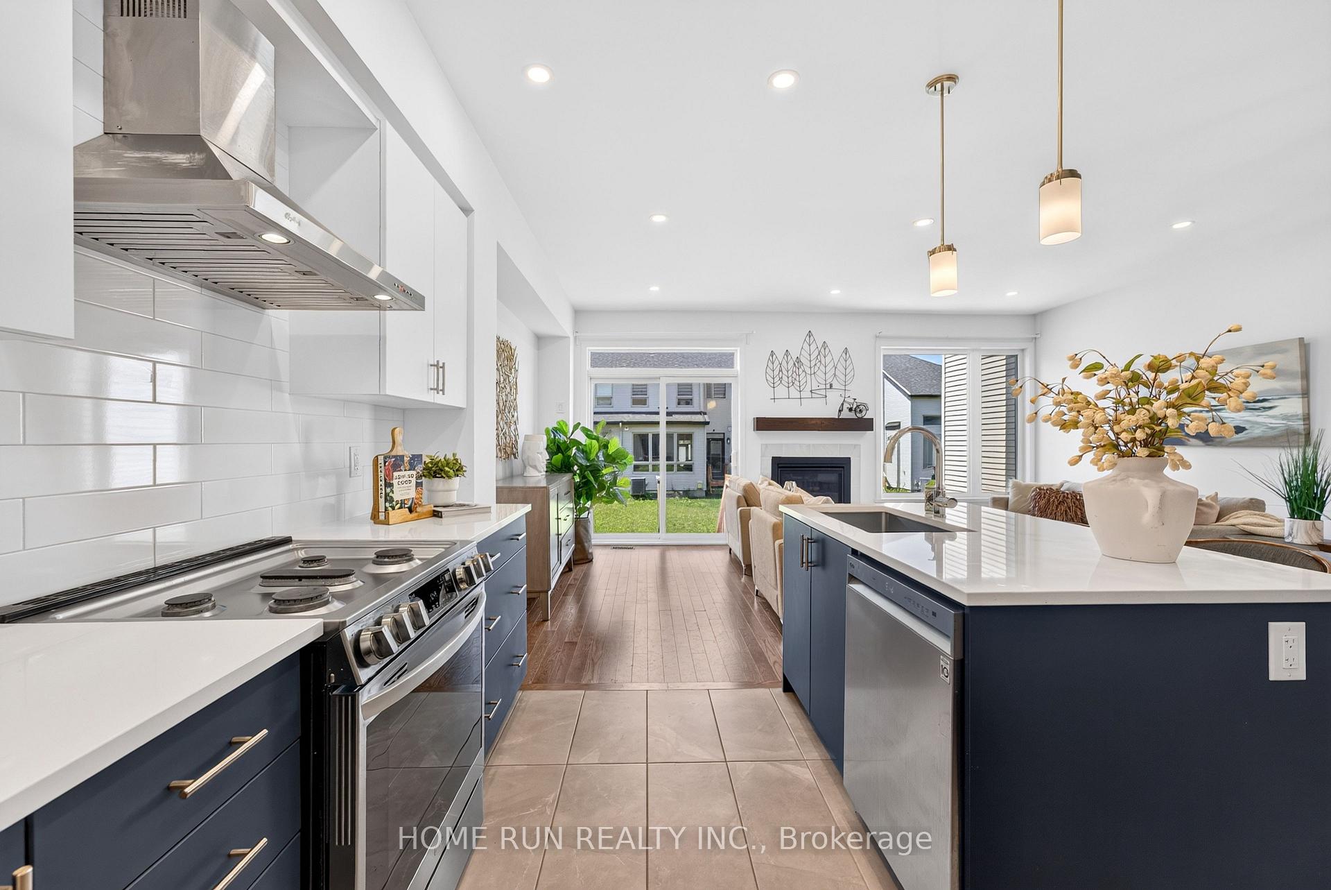 Photo 12 of 216 Trumpeter Grove, Ottawa, Riverside South/Gloucester Glen — HOMEH