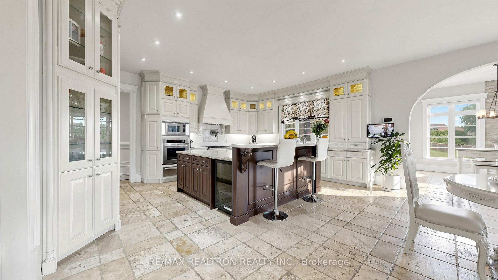 Photo 9 of 45 Greenan Road, Whitchurch-Stouffville, Ballantrae — HOMEH