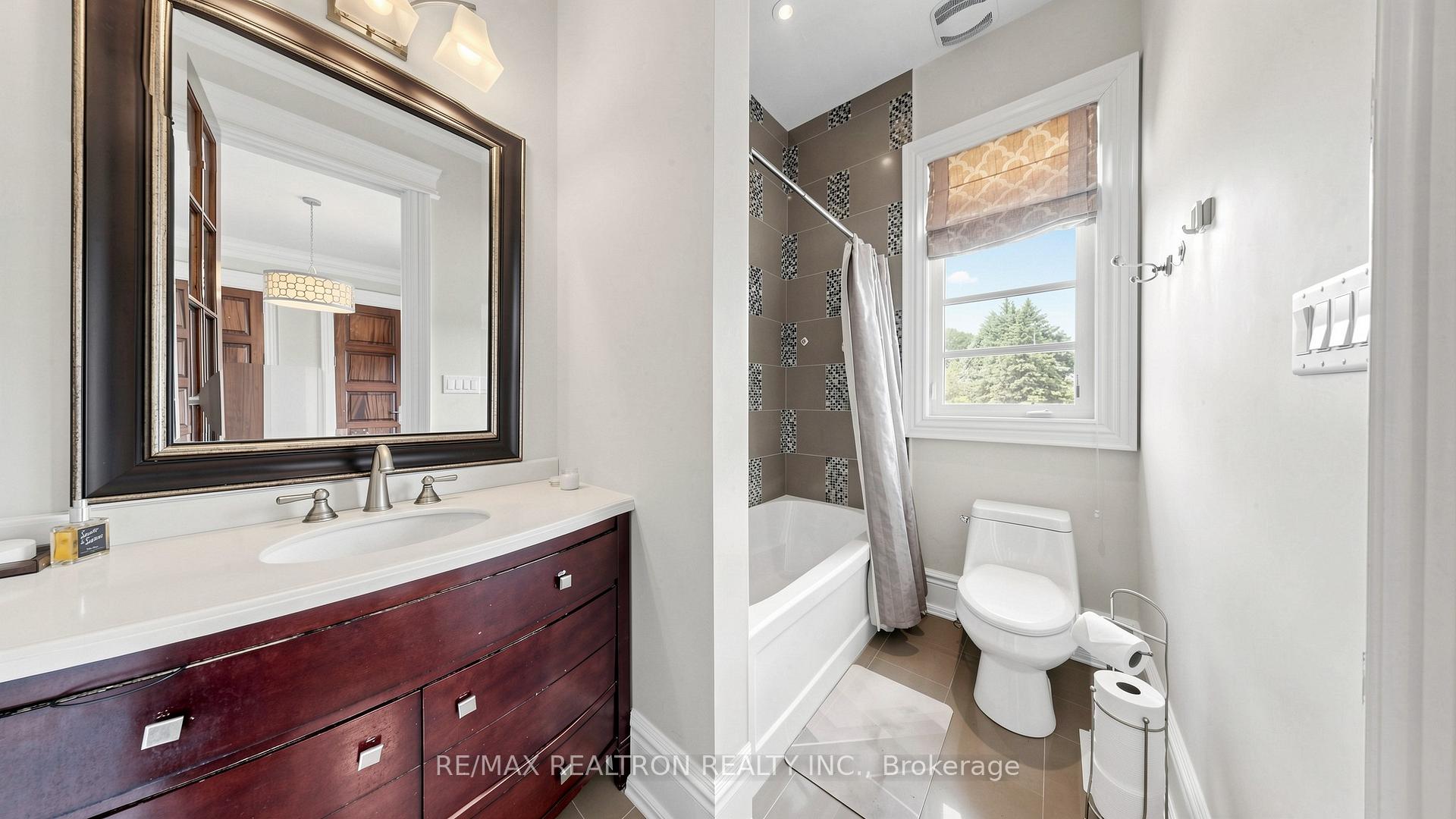 Photo 21 of 45 Greenan Road, Whitchurch-Stouffville, Ballantrae — HOMEH