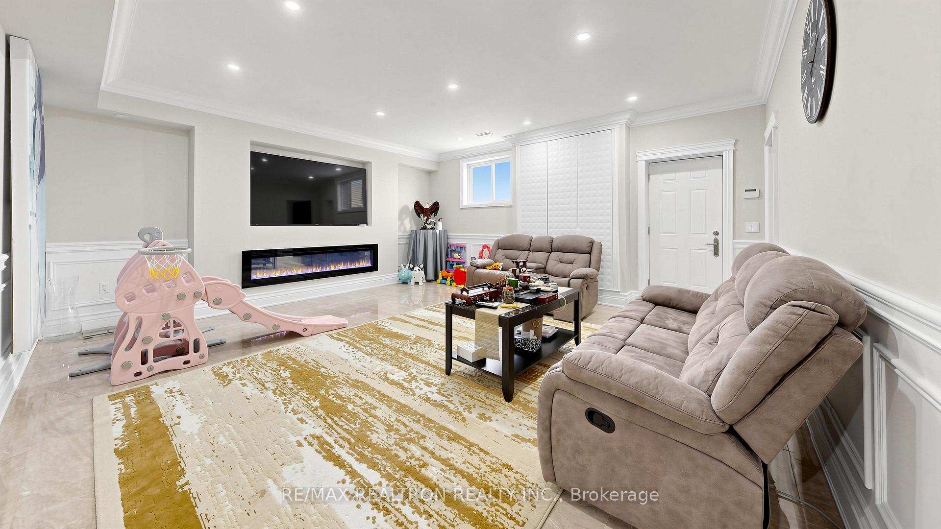 Photo 37 of 45 Greenan Road, Whitchurch-Stouffville, Ballantrae — HOMEH