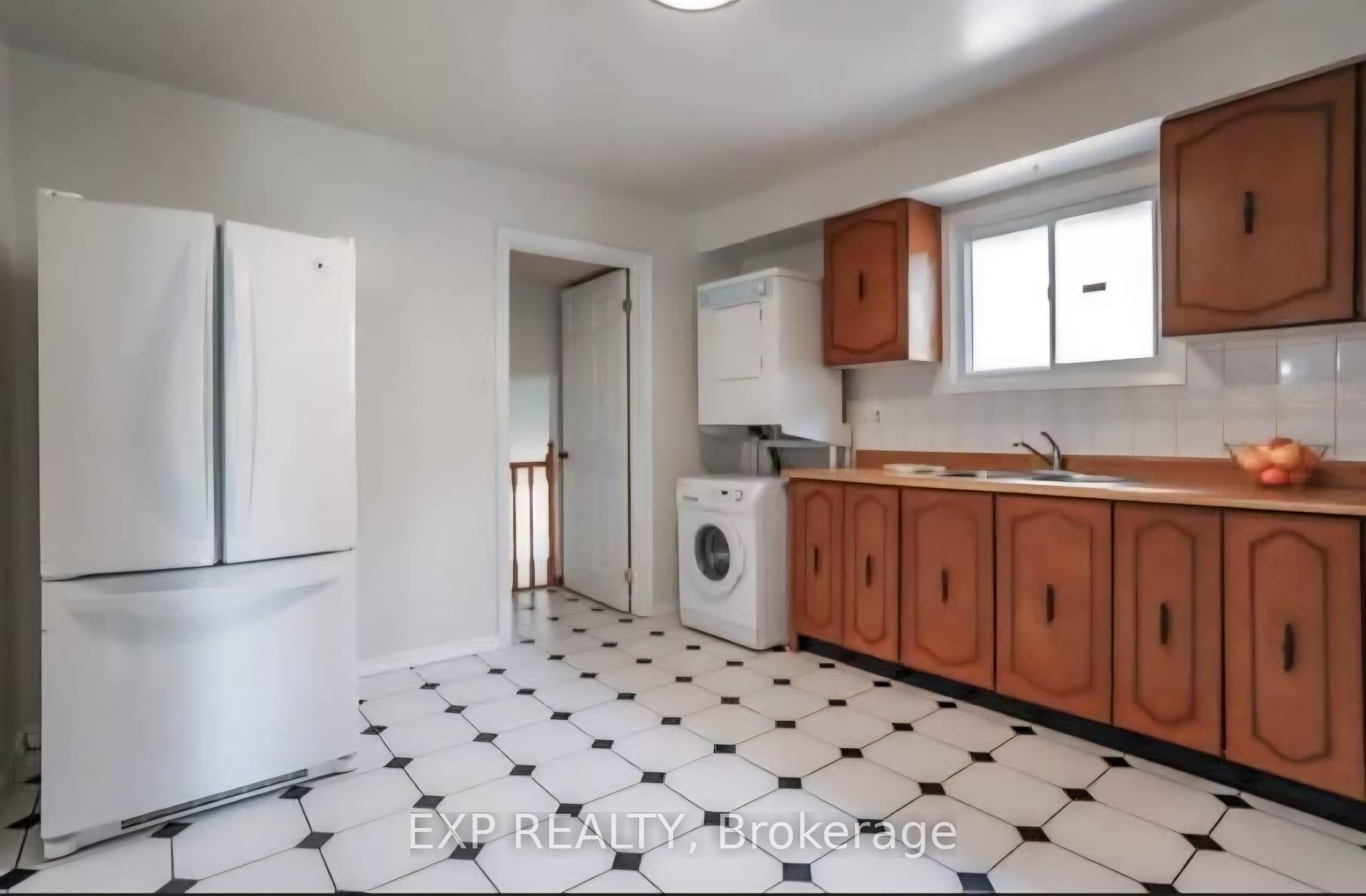 Photo 3 of Unit Main, 26 Greenleaf Terrace, Scarborough, Malvern — HOMEH
