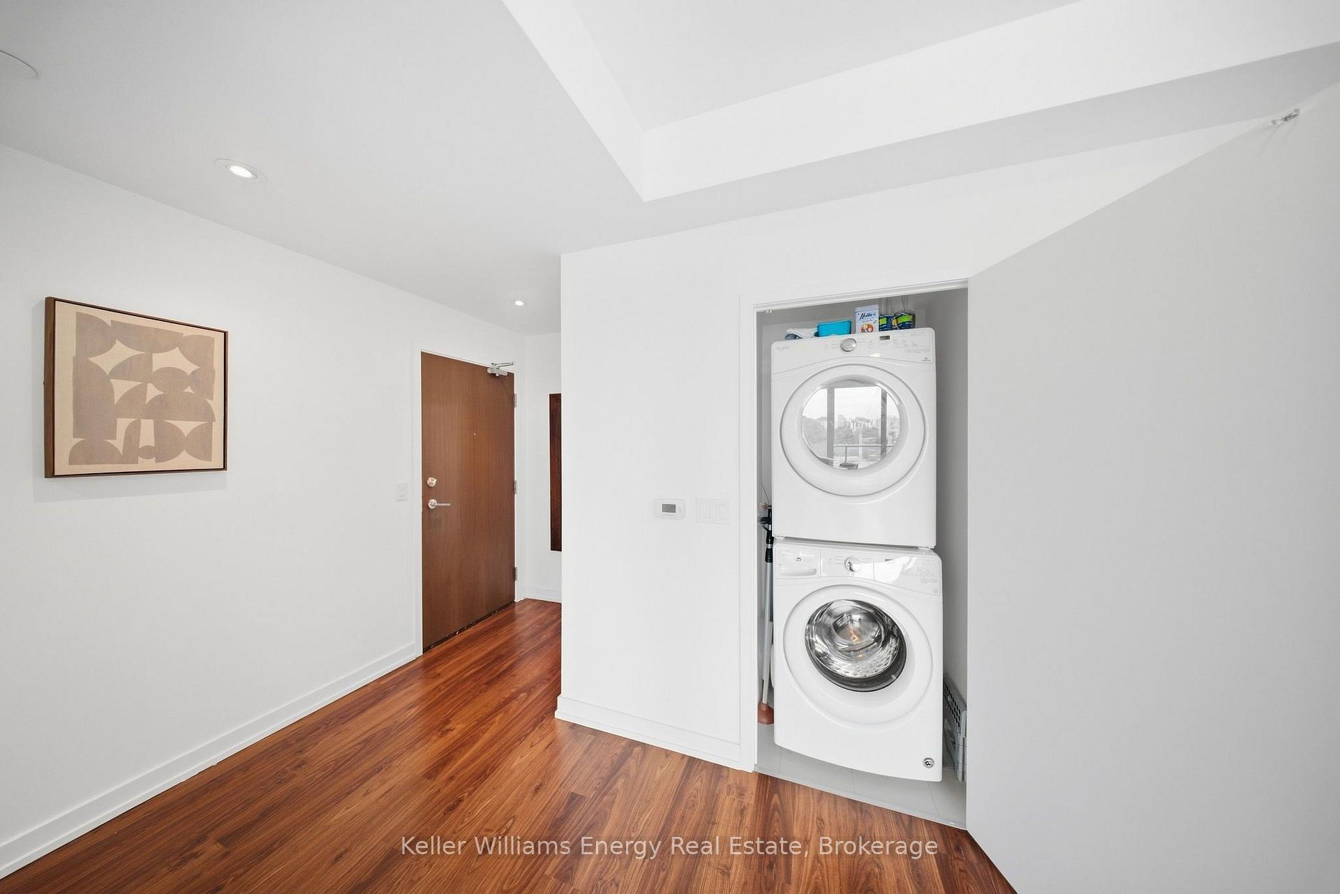 Photo 21 of Unit 1109, 117 McMahon Drive, North York, Bayview Village — HOMEH