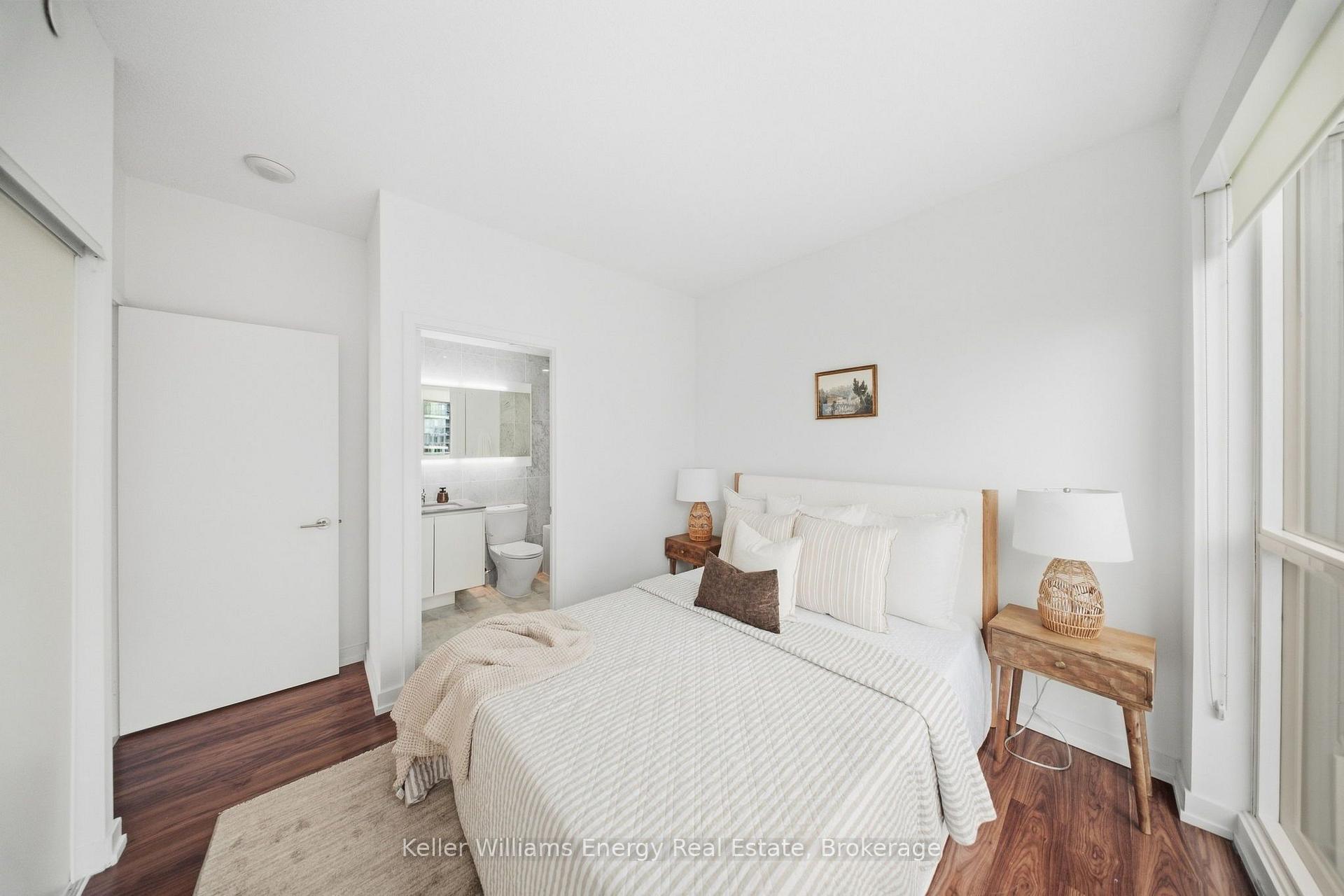 Photo 23 of Unit 1109, 117 McMahon Drive, North York, Bayview Village — HOMEH