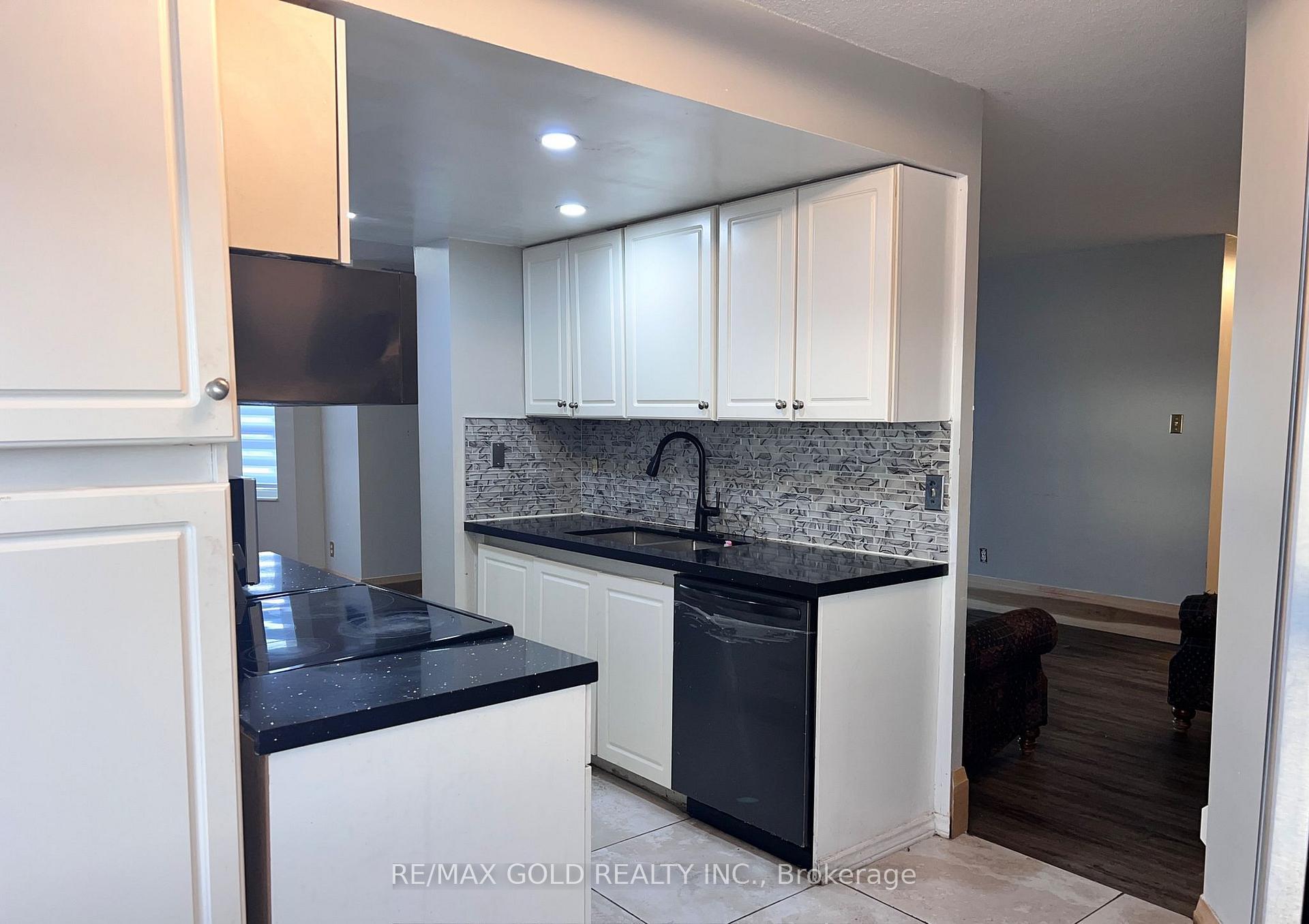Photo 12 of Unit 1504, 10 Malta Avenue, Brampton, Fletcher's Creek South — HOMEH