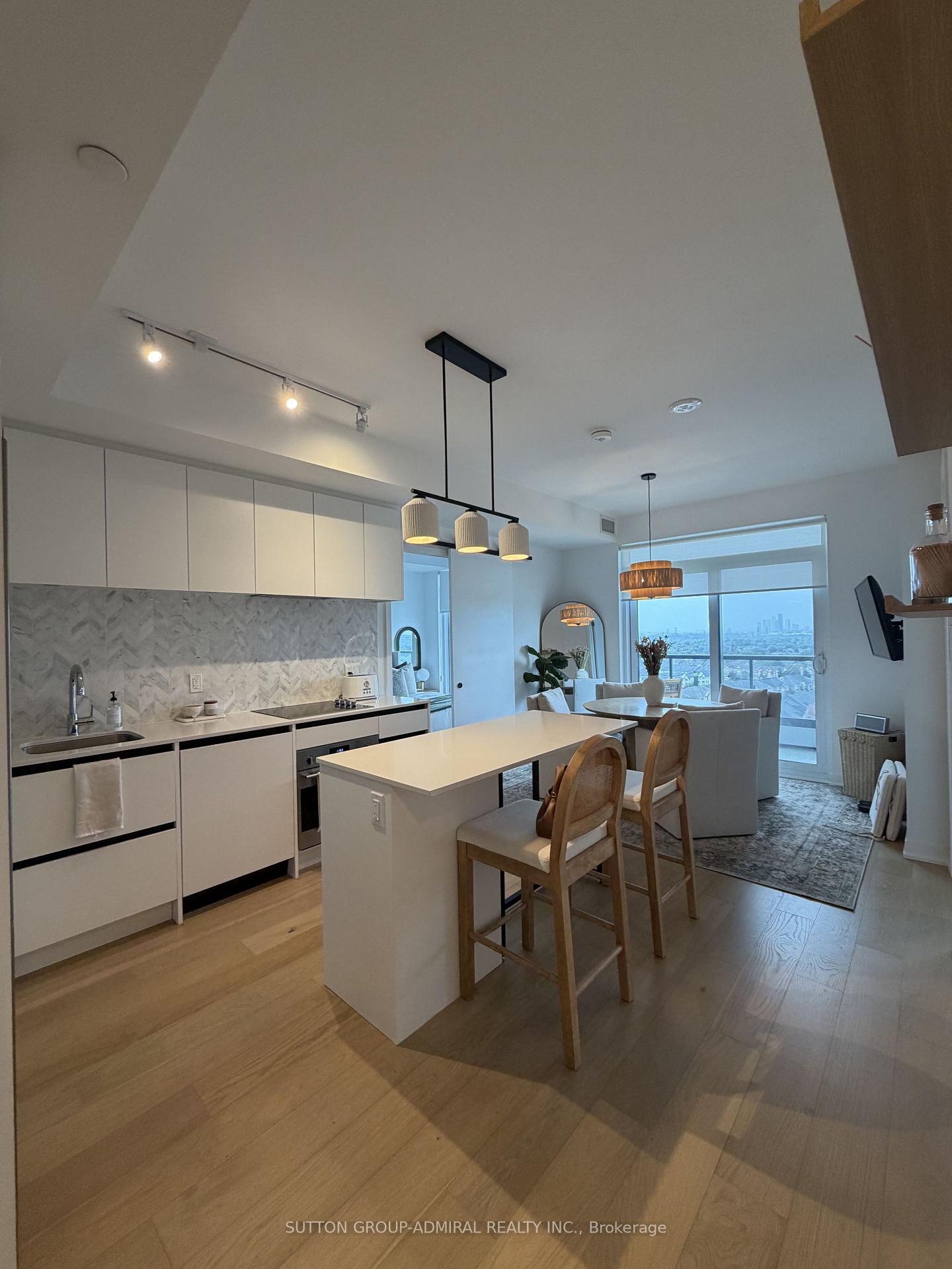 Photo 4 of Unit 1501, 7950 Bathurst Street, Vaughan, Beverley Glen — HOMEH