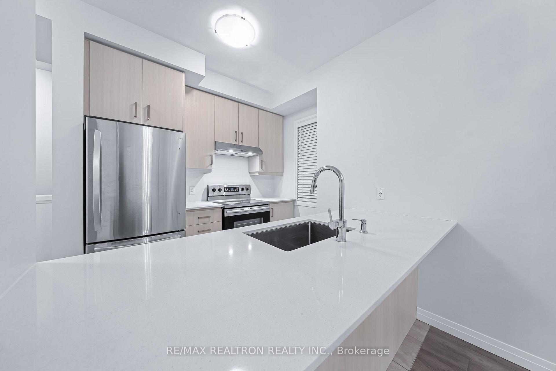 Photo 16 of Unit 99, 30 Times Square Boulevard, Hamilton, Stoney Creek — HOMEH
