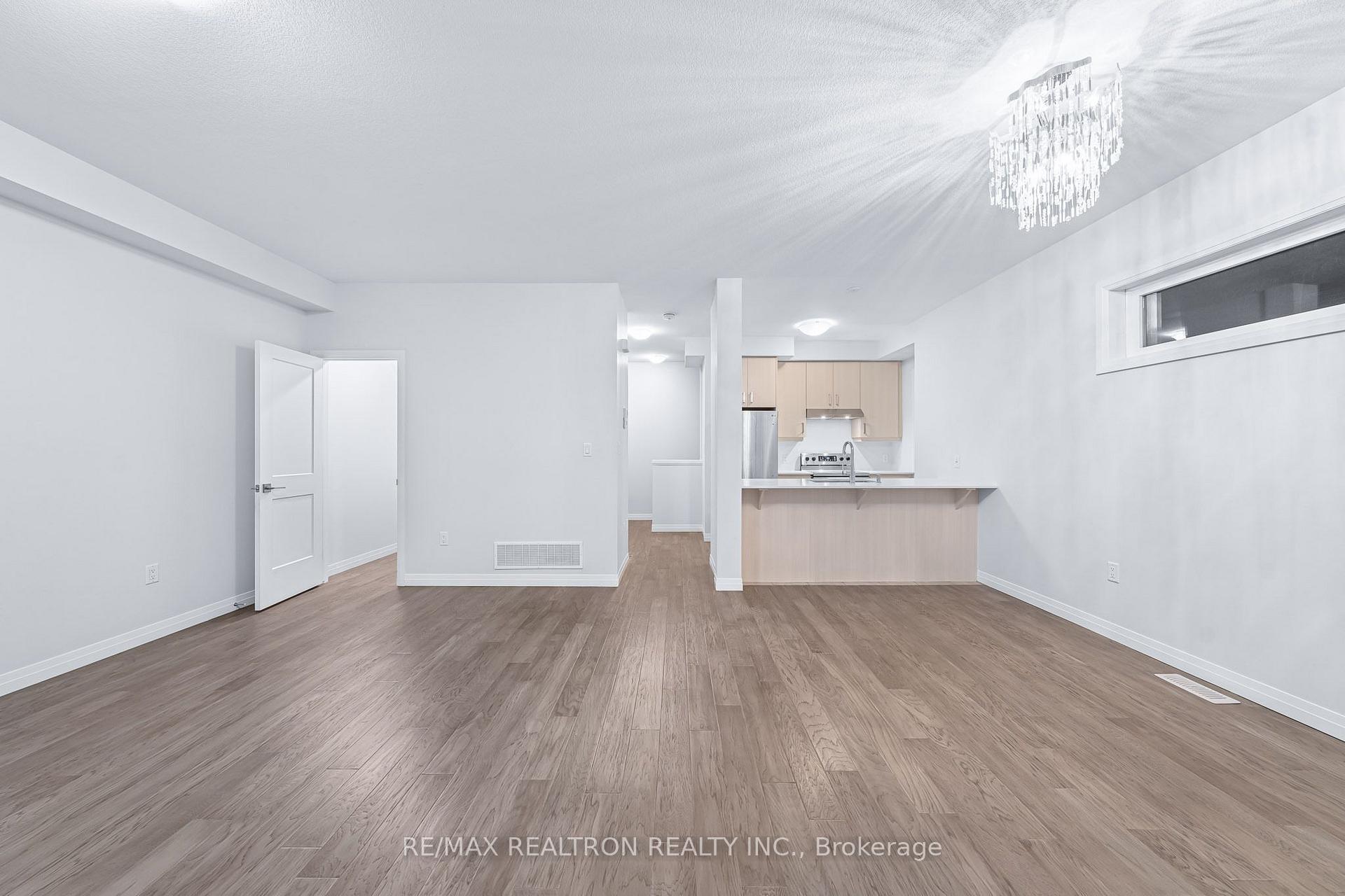 Photo 21 of Unit 99, 30 Times Square Boulevard, Hamilton, Stoney Creek — HOMEH