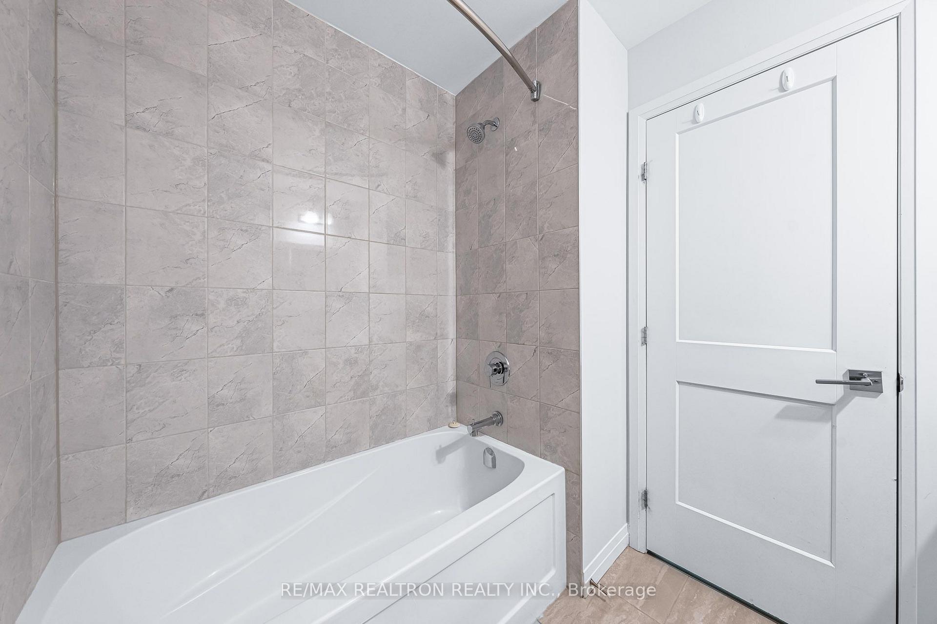 Photo 30 of Unit 99, 30 Times Square Boulevard, Hamilton, Stoney Creek — HOMEH