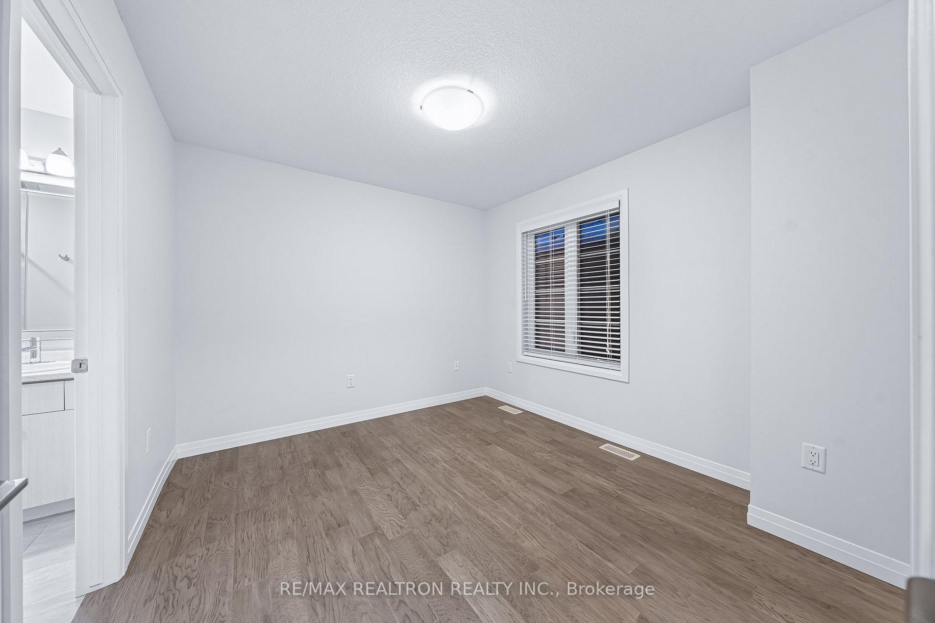 Photo 33 of Unit 99, 30 Times Square Boulevard, Hamilton, Stoney Creek — HOMEH