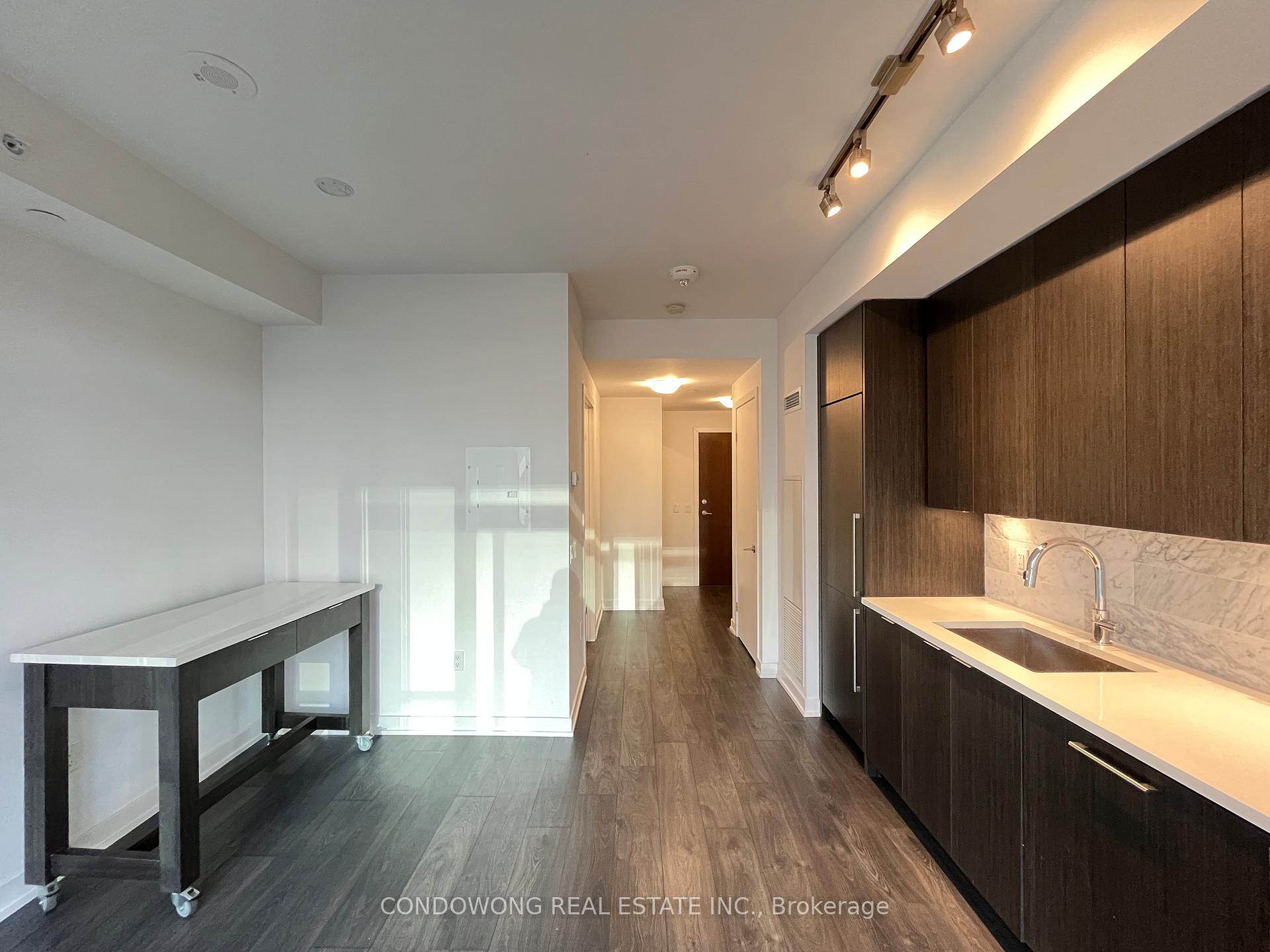 Photo 4 of Unit 1003, 38 Iannuzzi Street, Toronto, Waterfront Communities — HOMEH