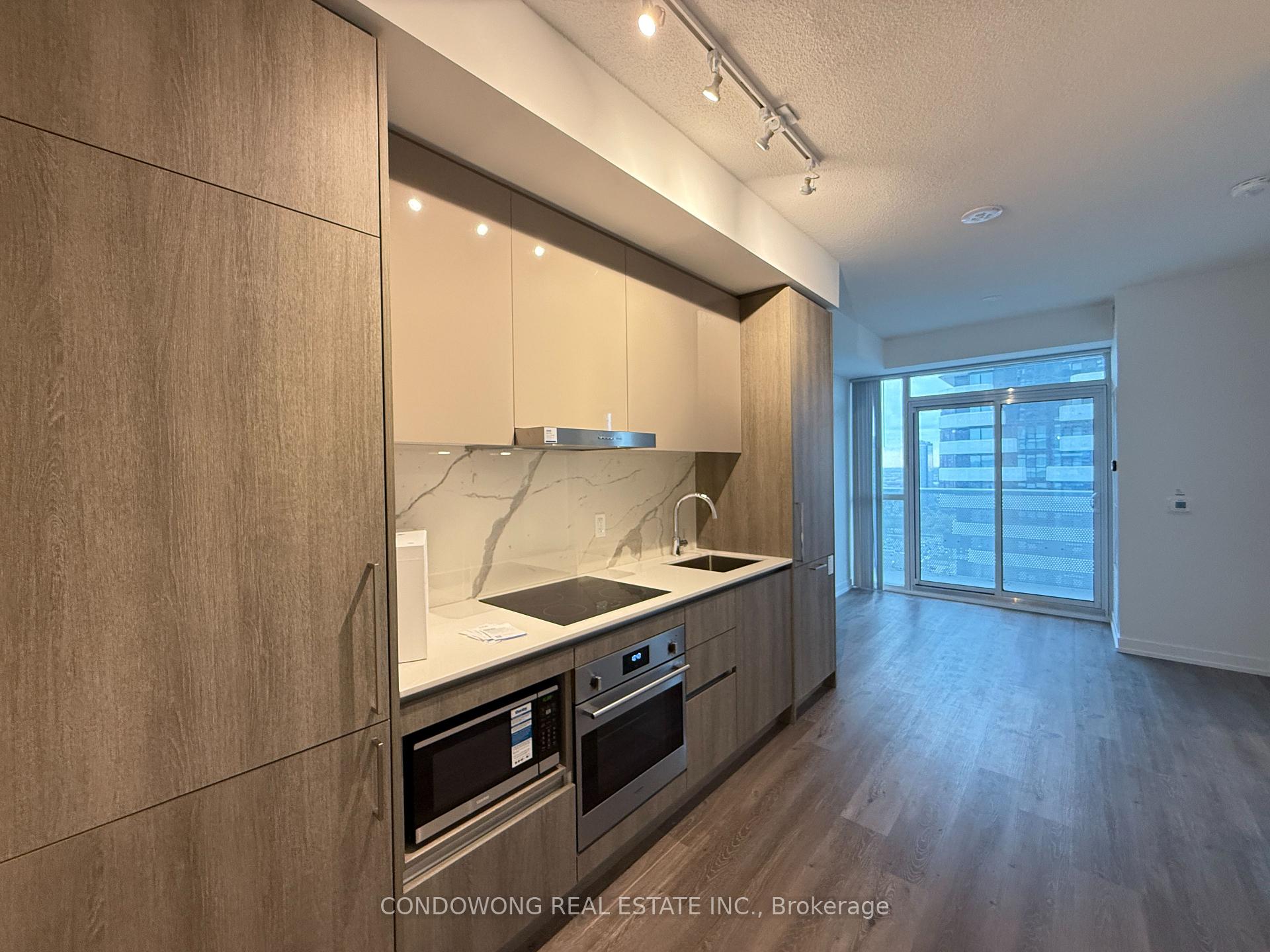 Photo of Unit 3115, 225 Commerce Street