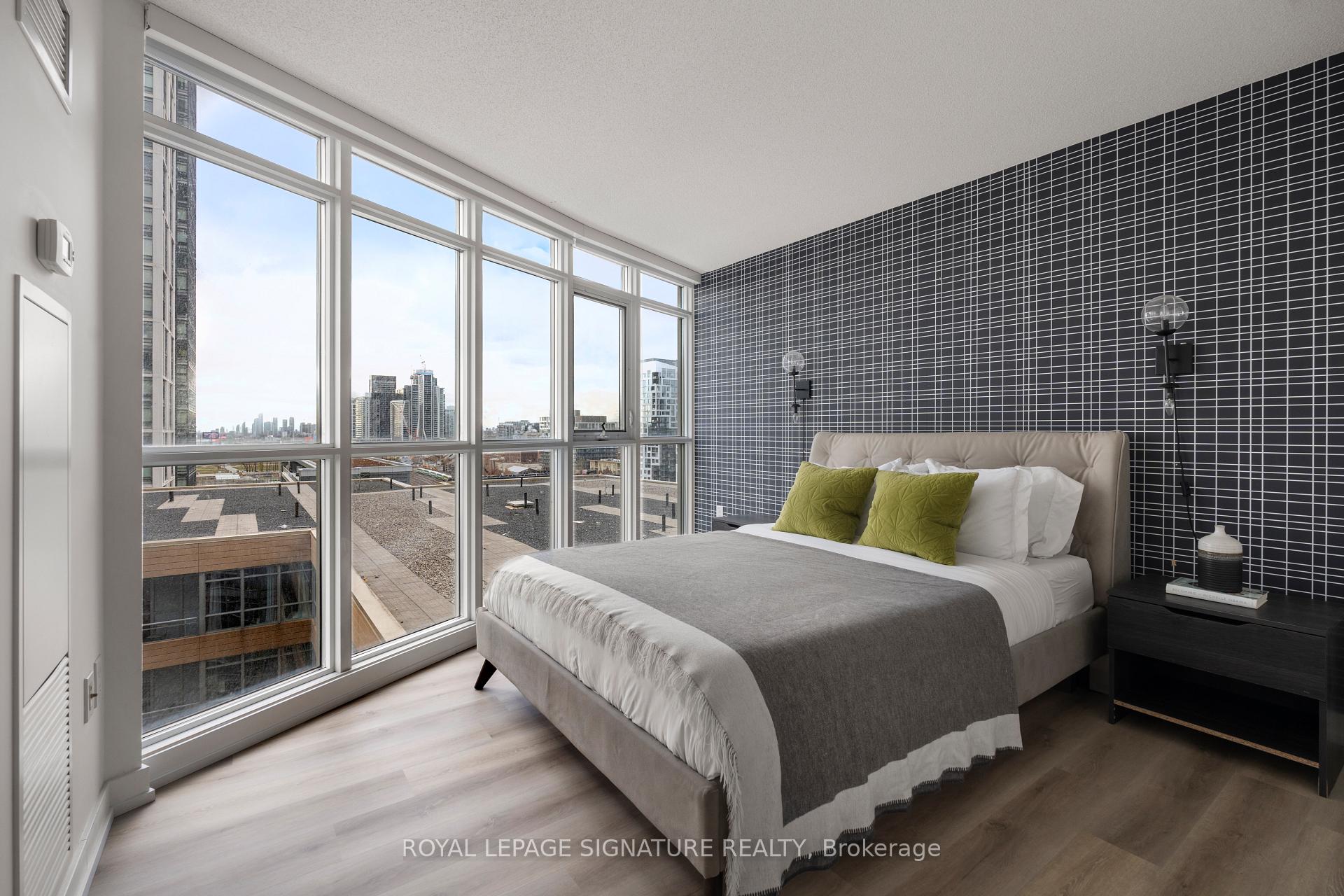Photo 11 of Unit 1209, 21 Iceboat Terrace, Toronto, Waterfront Communities — HOMEH