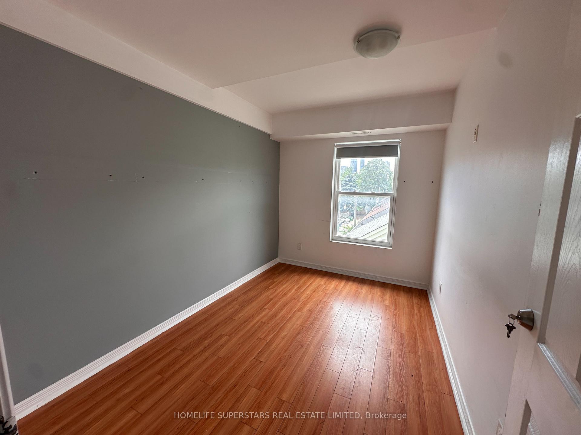 Photo 1 of Unit 206, 38 Kensington Place, Toronto, Kensington-Chinatown — HOMEH