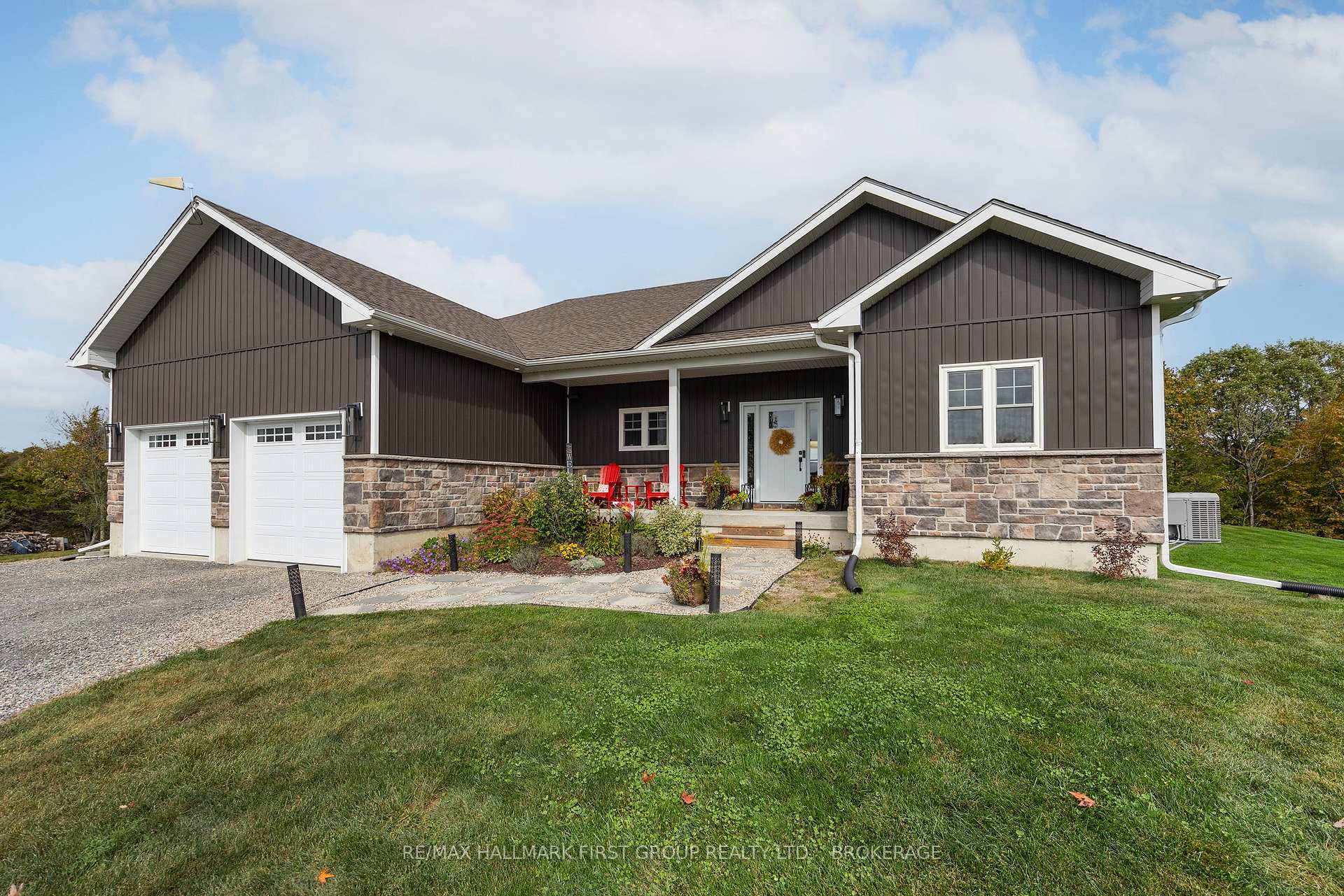 Photo 3 of 6909 Battersea Road, Frontenac, Frontenac South — HOMEH