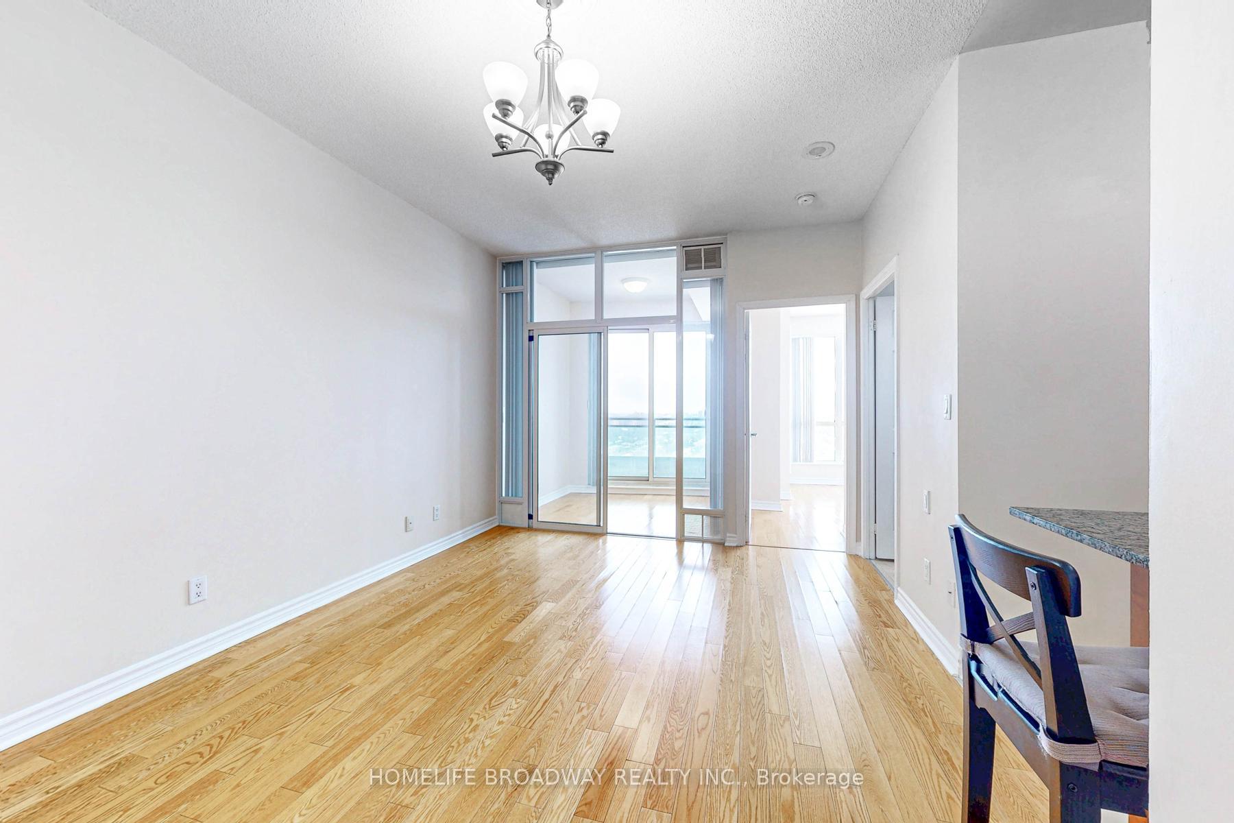 Photo 3 of Unit 2215, 18 Holmes Avenue, North York, Willowdale East — HOMEH