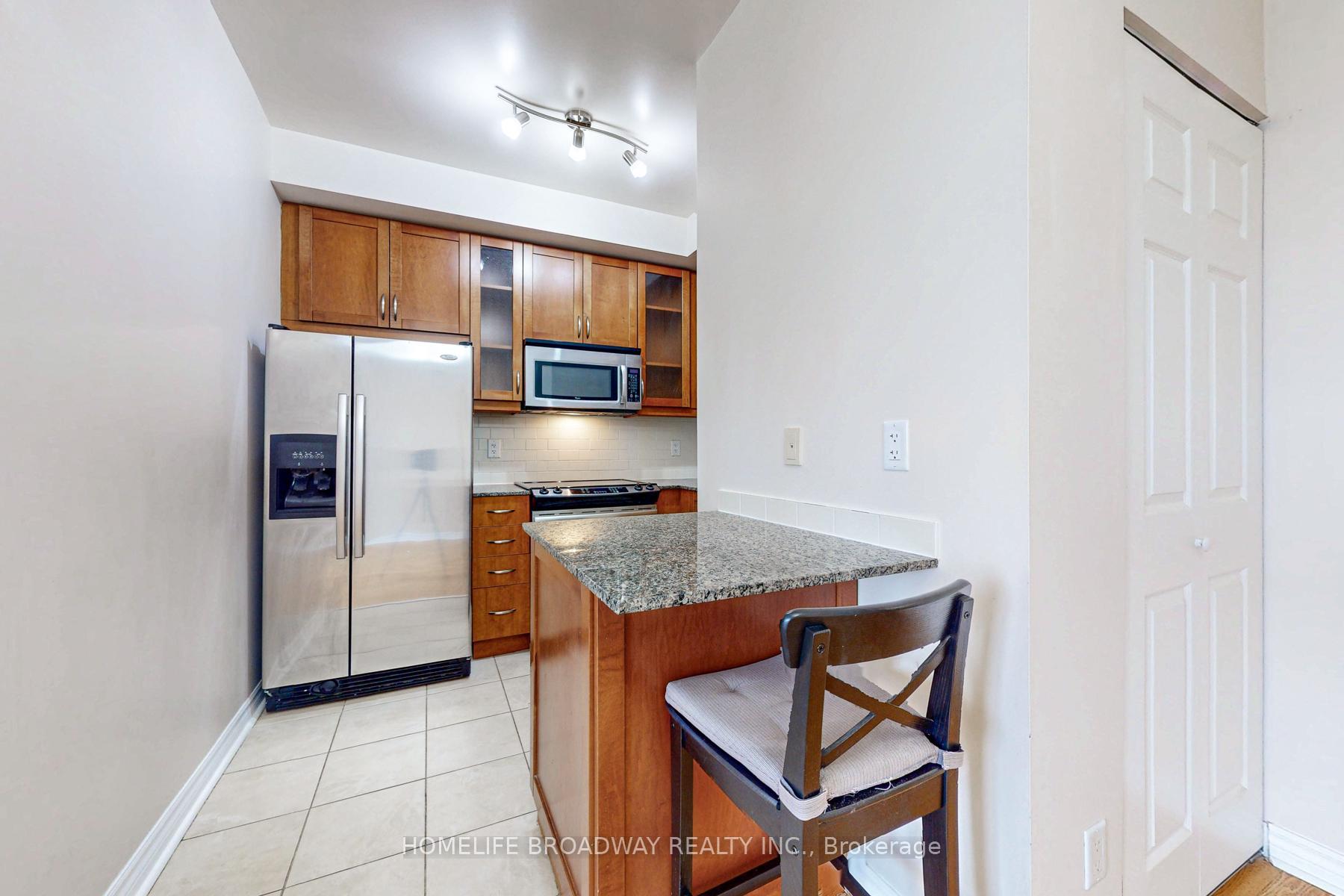 Photo 8 of Unit 2215, 18 Holmes Avenue, North York, Willowdale East — HOMEH