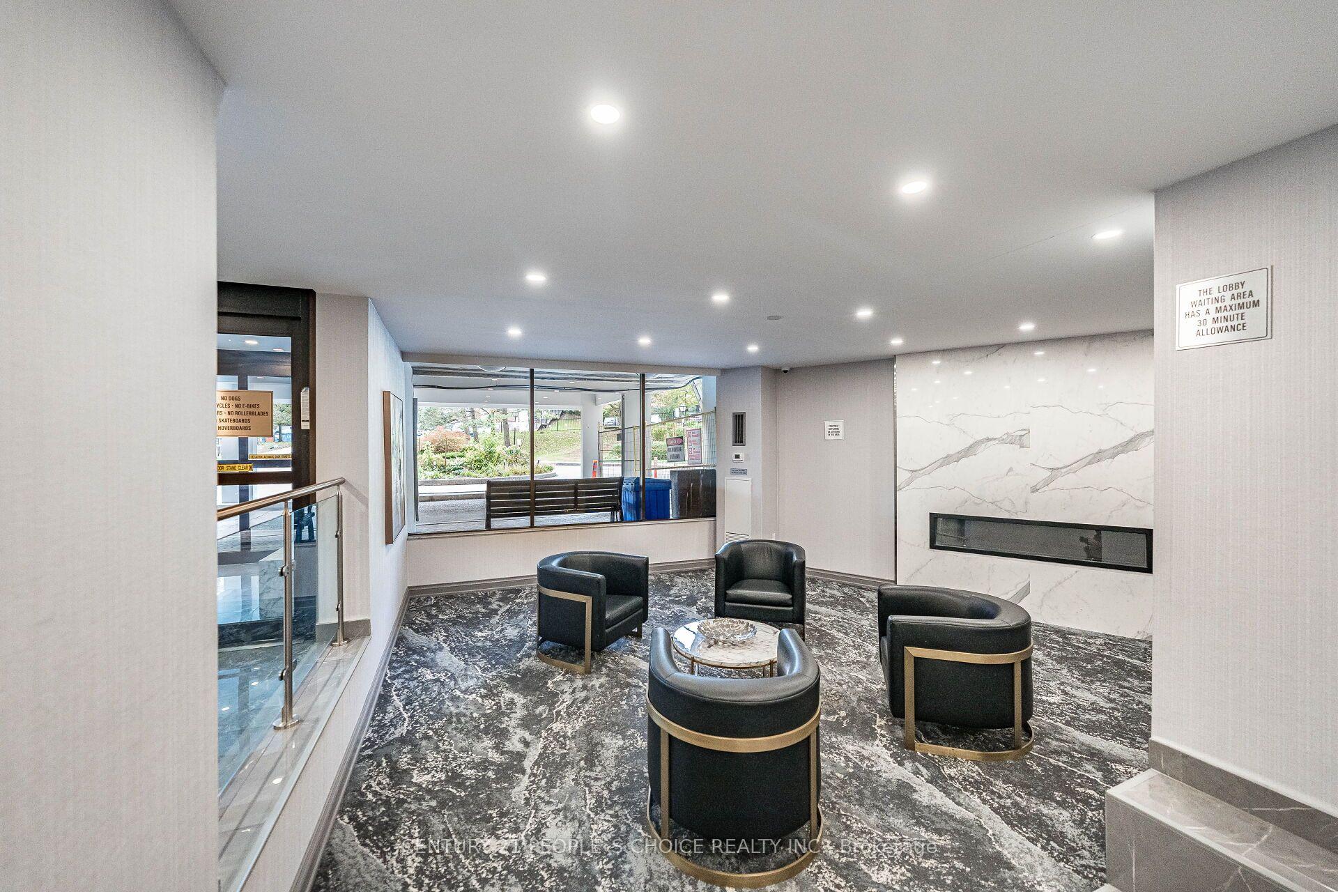 Photo 5 of Unit 809, 10 Edgecliffe Golfway, Toronto, Flemingdon Park — HOMEH