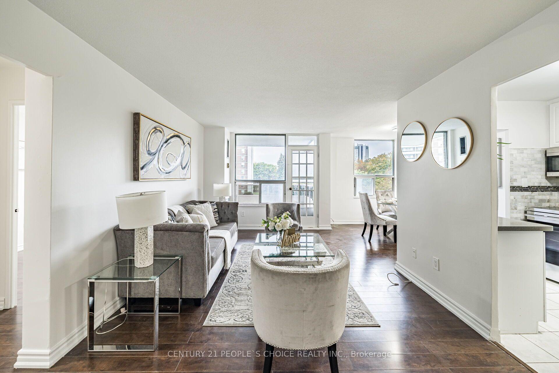 Photo 10 of Unit 809, 10 Edgecliffe Golfway, Toronto, Flemingdon Park — HOMEH
