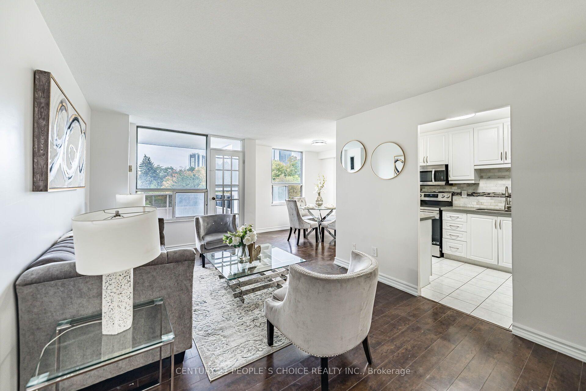 Photo 11 of Unit 809, 10 Edgecliffe Golfway, Toronto, Flemingdon Park — HOMEH