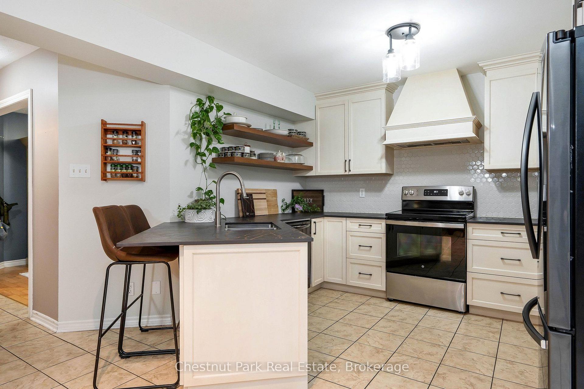 Photo 19 of 31 Bush Street, Collingwood — HOMEH