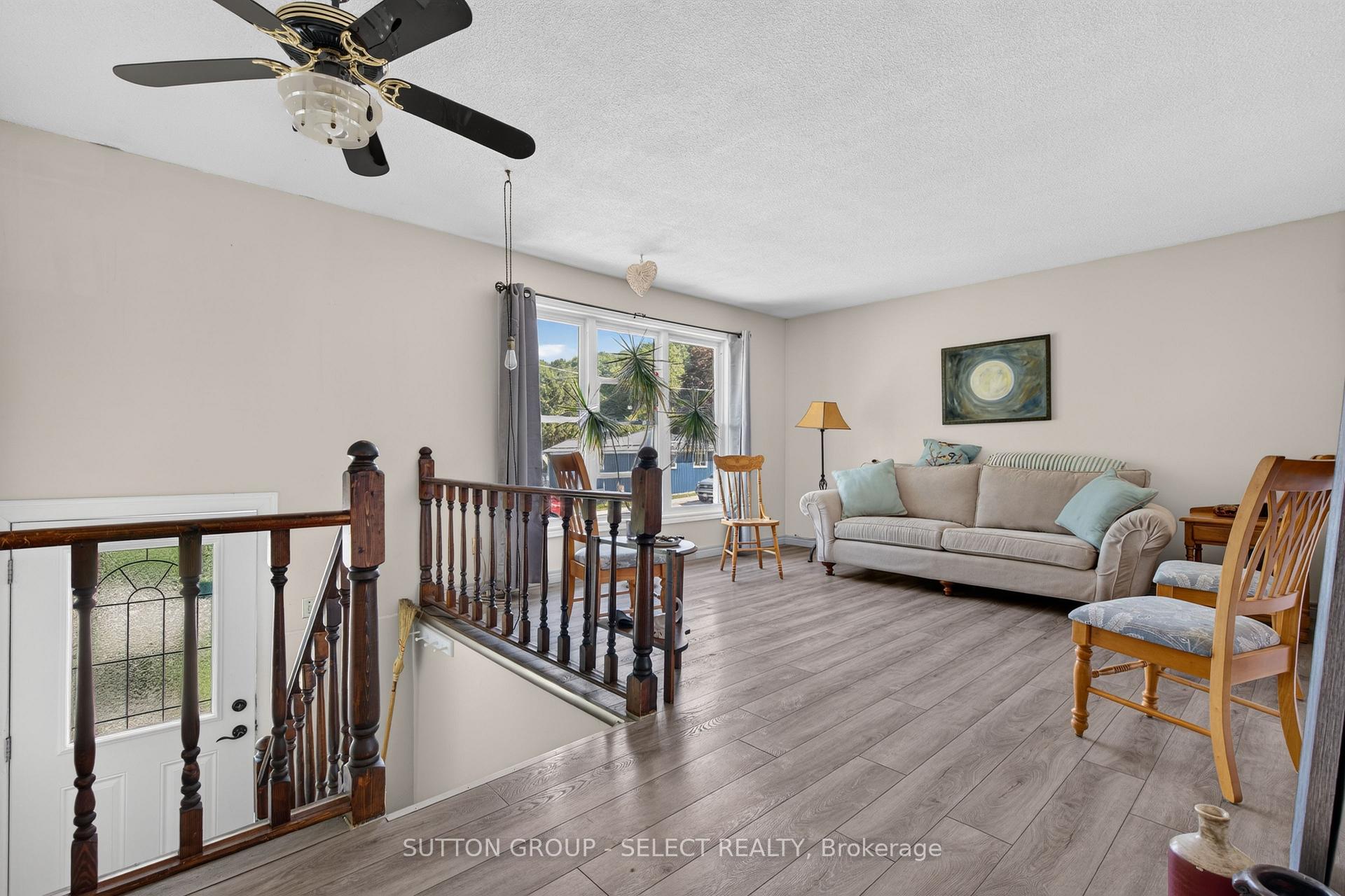 Photo 2 of 280 Charlotte Street, Central Elgin, Port Stanley — HOMEH