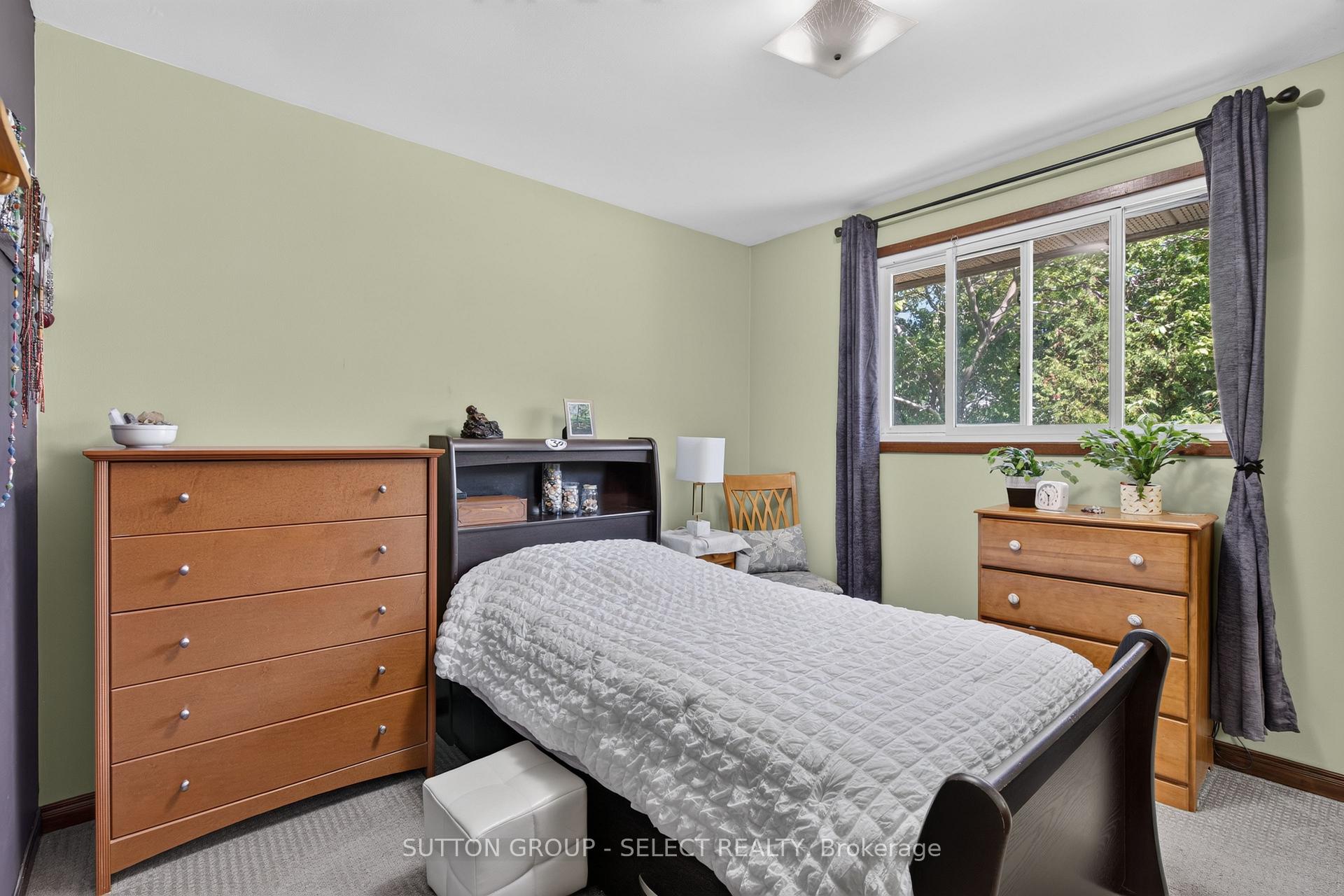 Photo 6 of 280 Charlotte Street, Central Elgin, Port Stanley — HOMEH