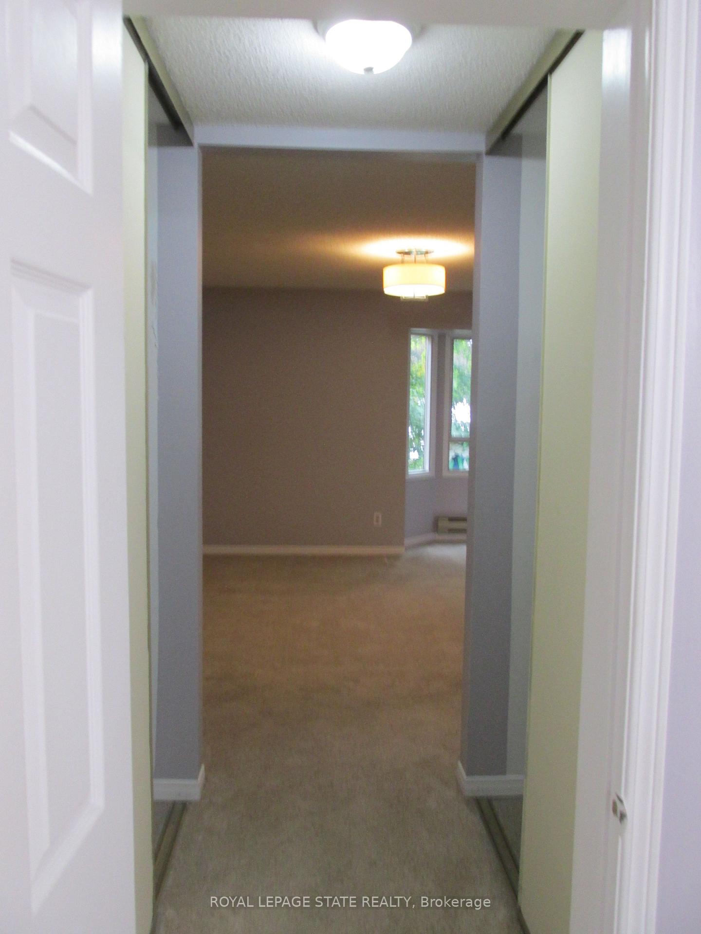 Photo 15 of Unit 203, 5 Niagara Street, Grimsby, Grimsby West — HOMEH