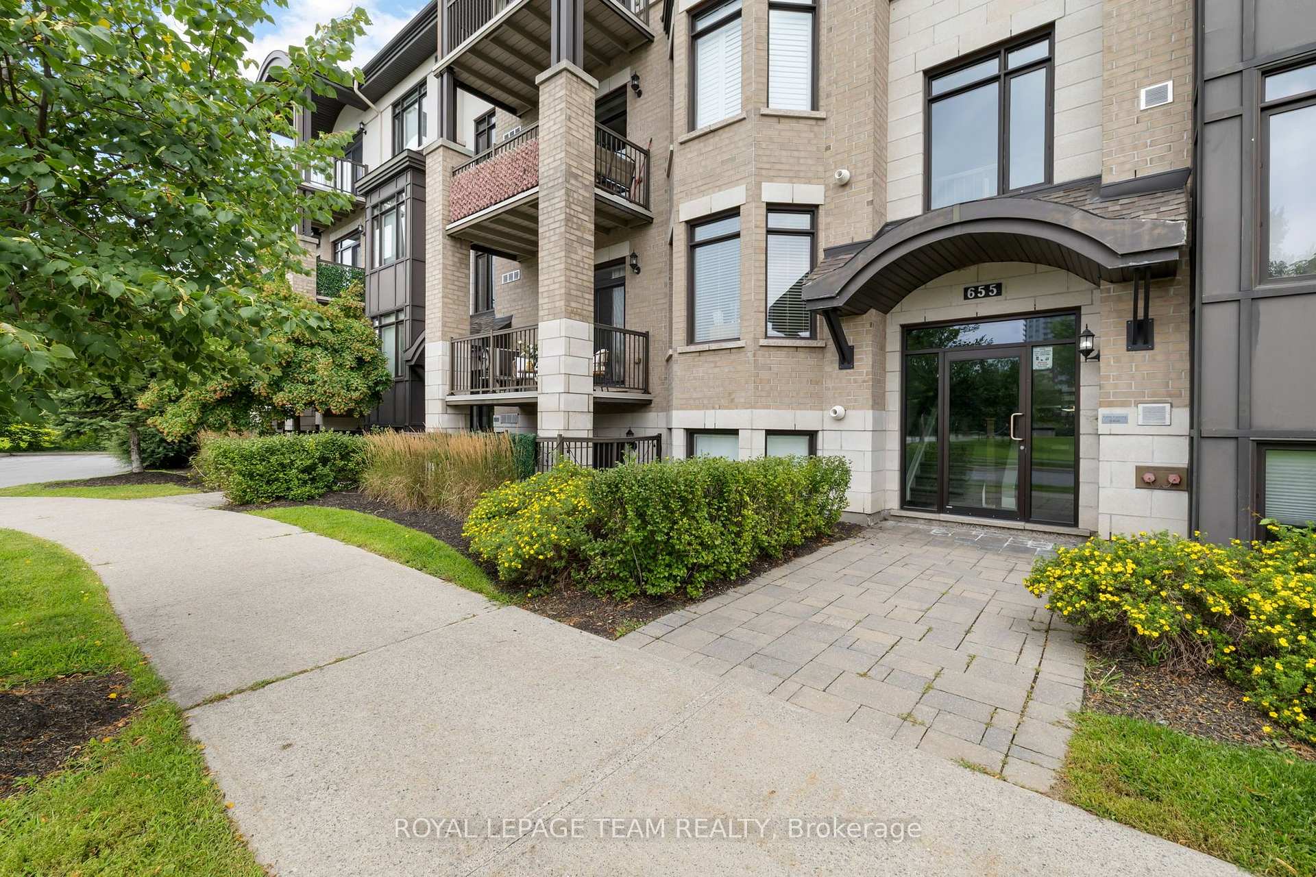 Photo 4 of Unit 104, 655 Beauparc Private, Ottawa, Cyrville — HOMEH