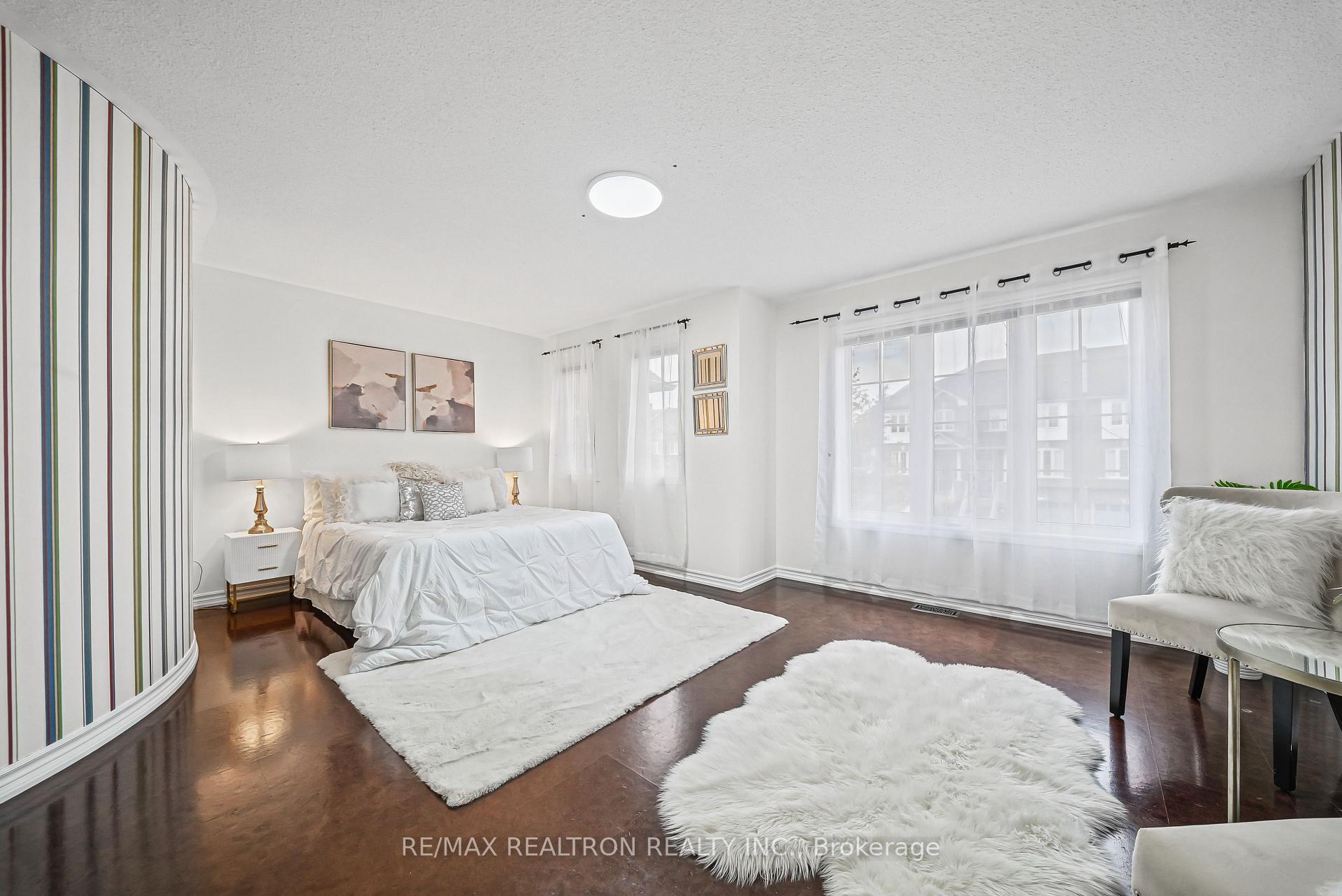 Photo 21 of 27 Martell Gate, Aurora, Bayview Northeast — HOMEH