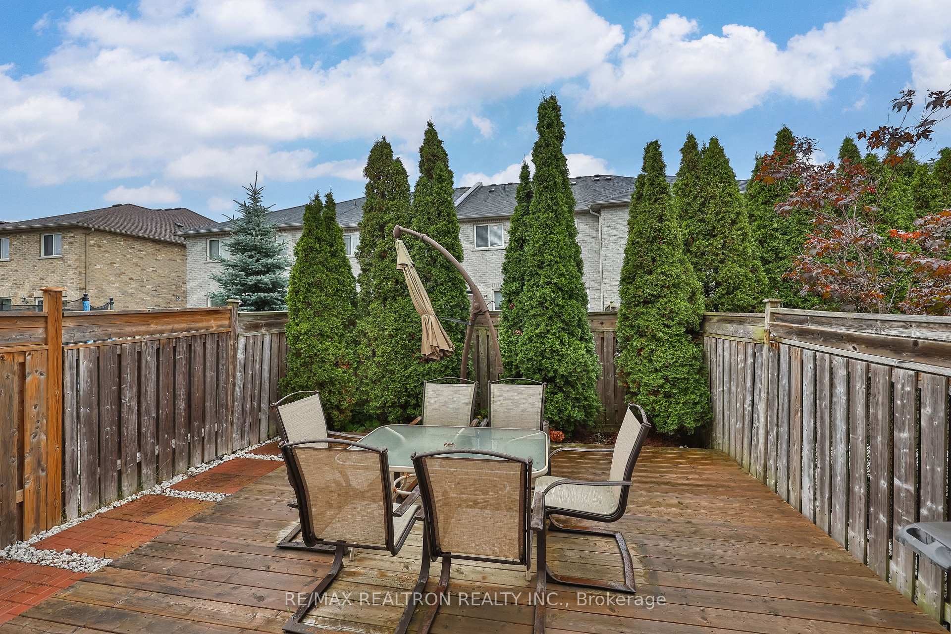 Photo 40 of 27 Martell Gate, Aurora, Bayview Northeast — HOMEH