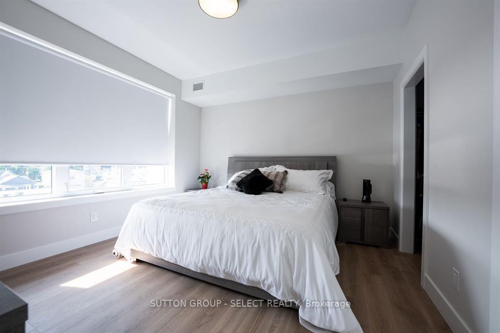 Photo 12 of Unit 403, 15 James Street, South Huron, Exeter — HOMEH
